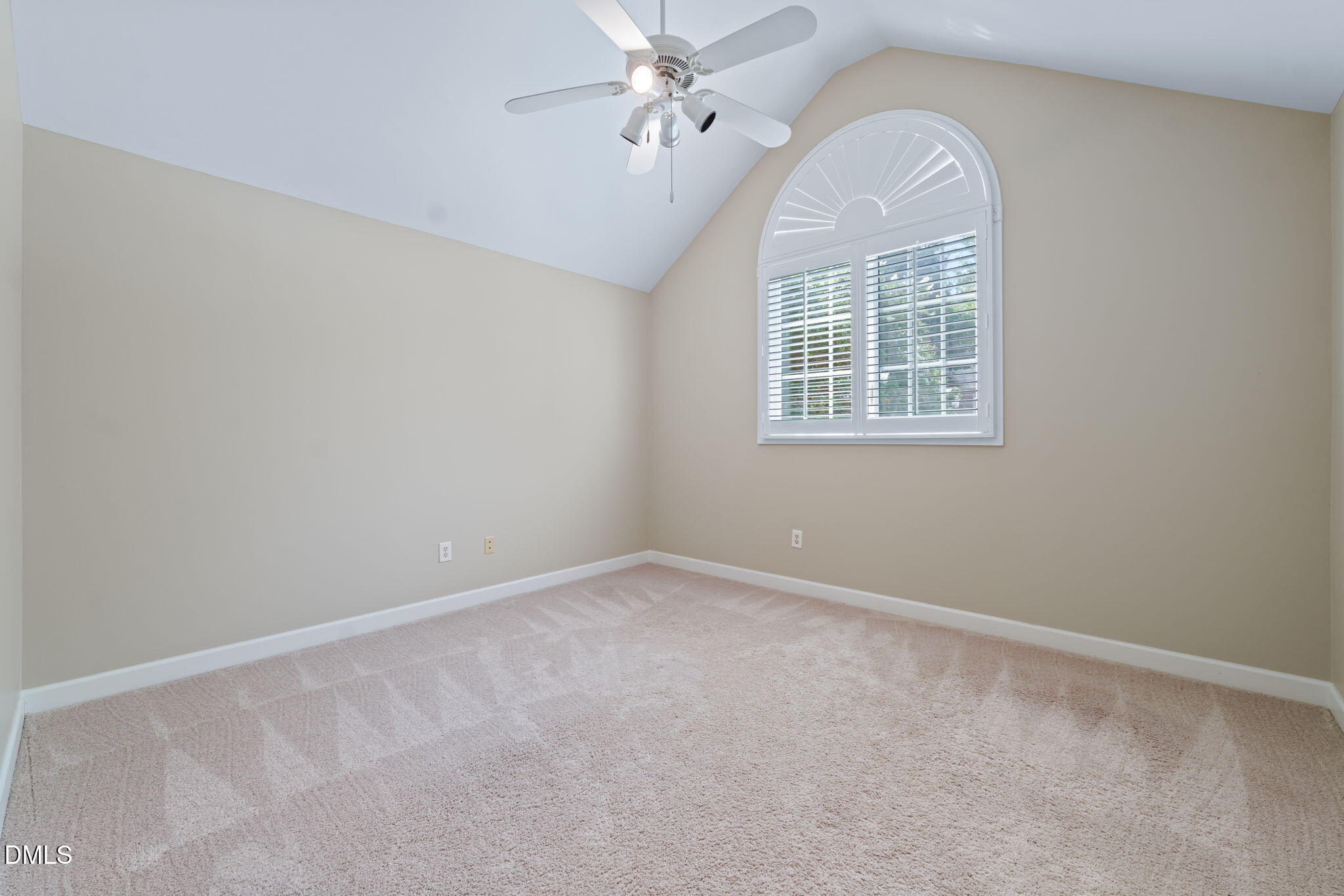 208 Highlands Lake Drive Property Photo 33