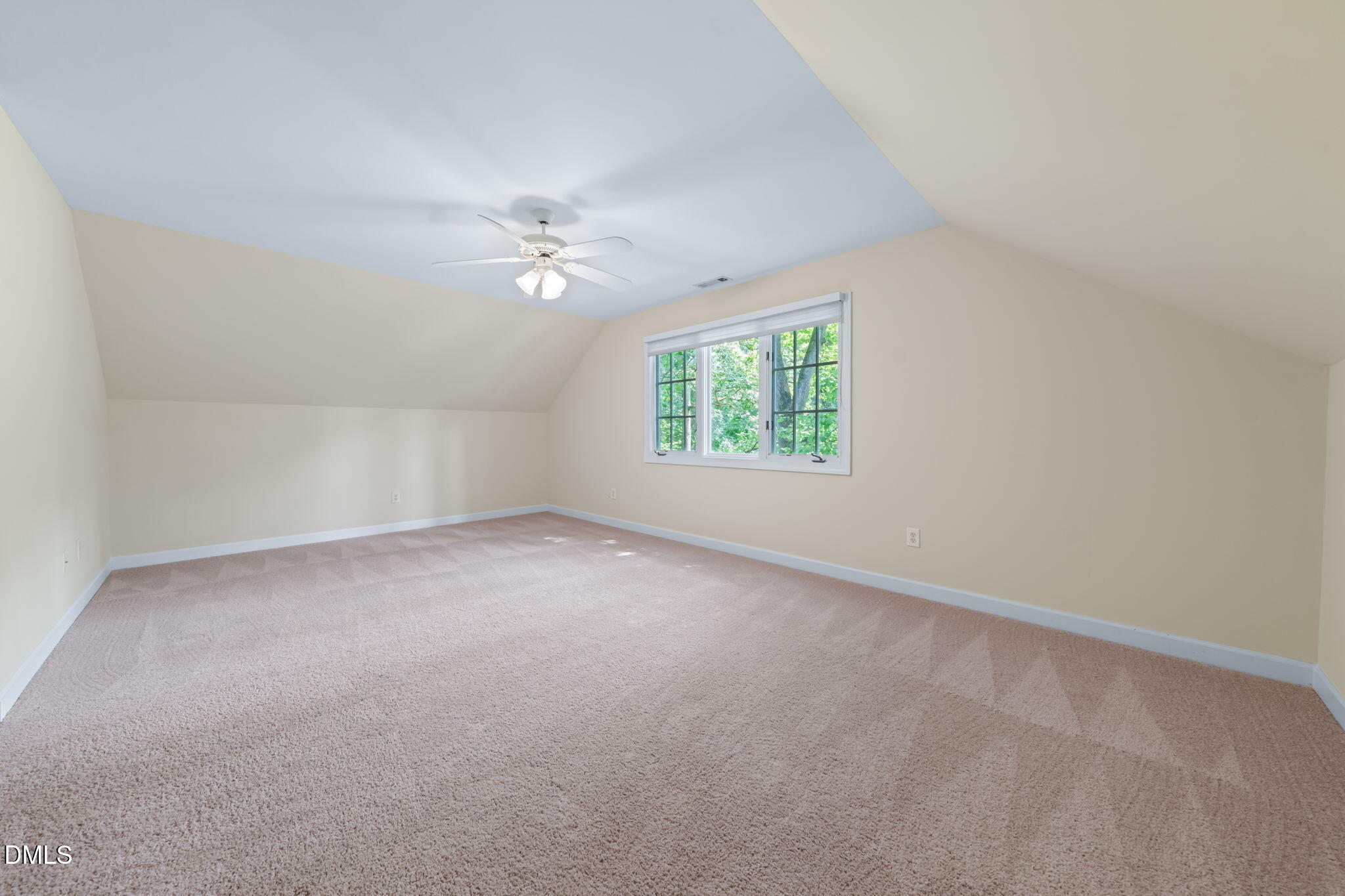 208 Highlands Lake Drive Property Photo 38