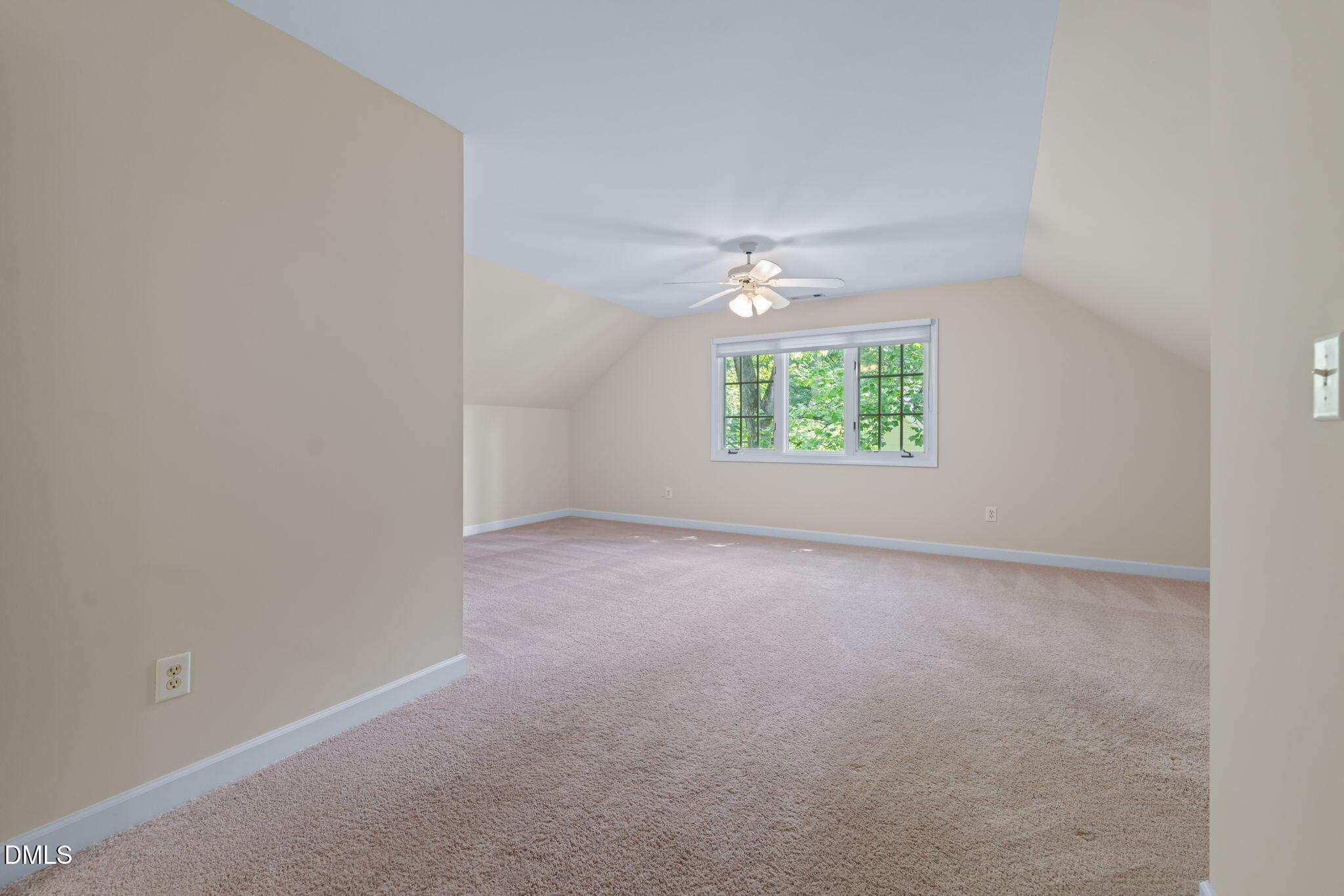 208 Highlands Lake Drive Property Photo 40