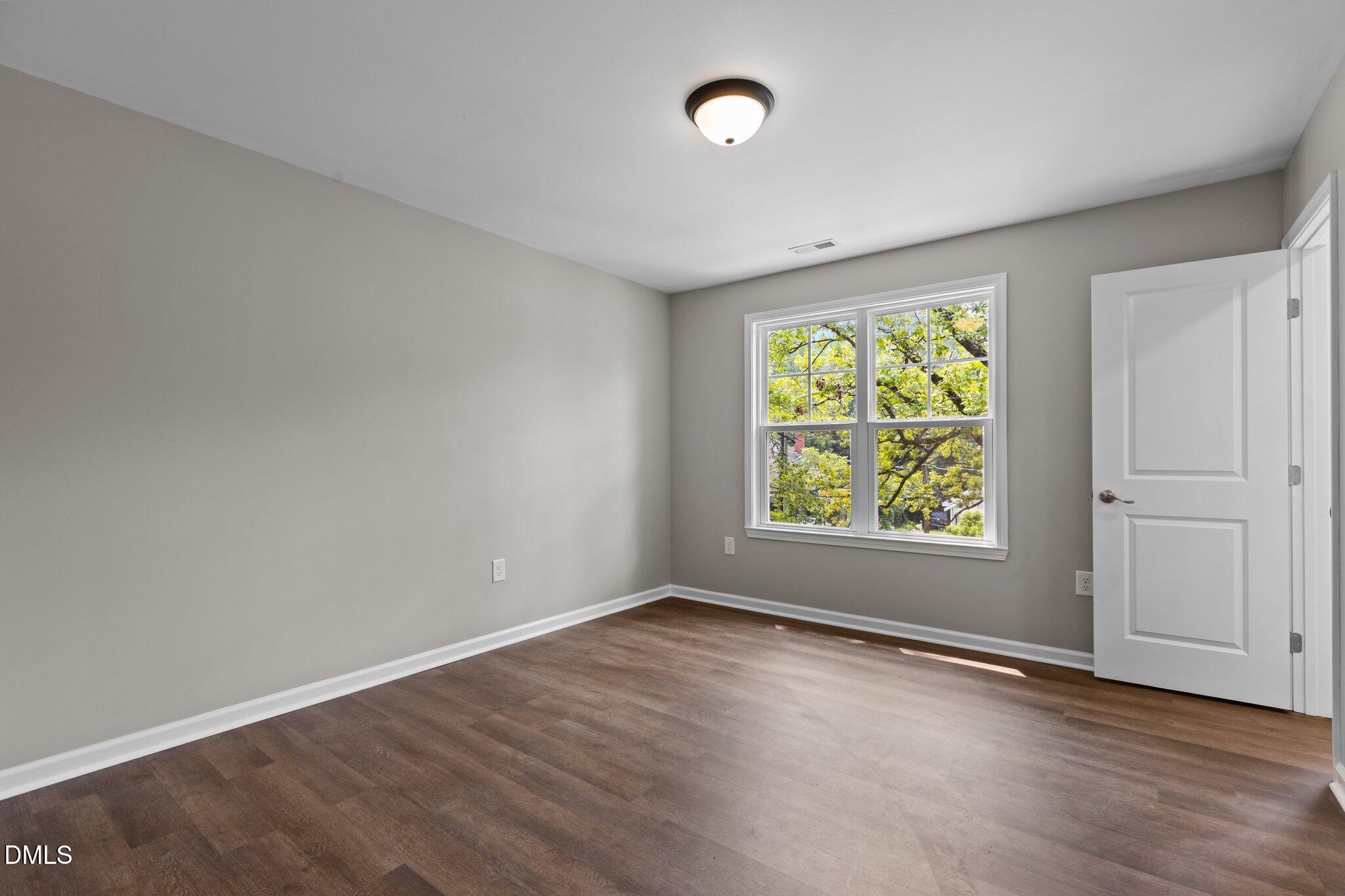 214 N Guthrie Avenue A Property Photo 14
