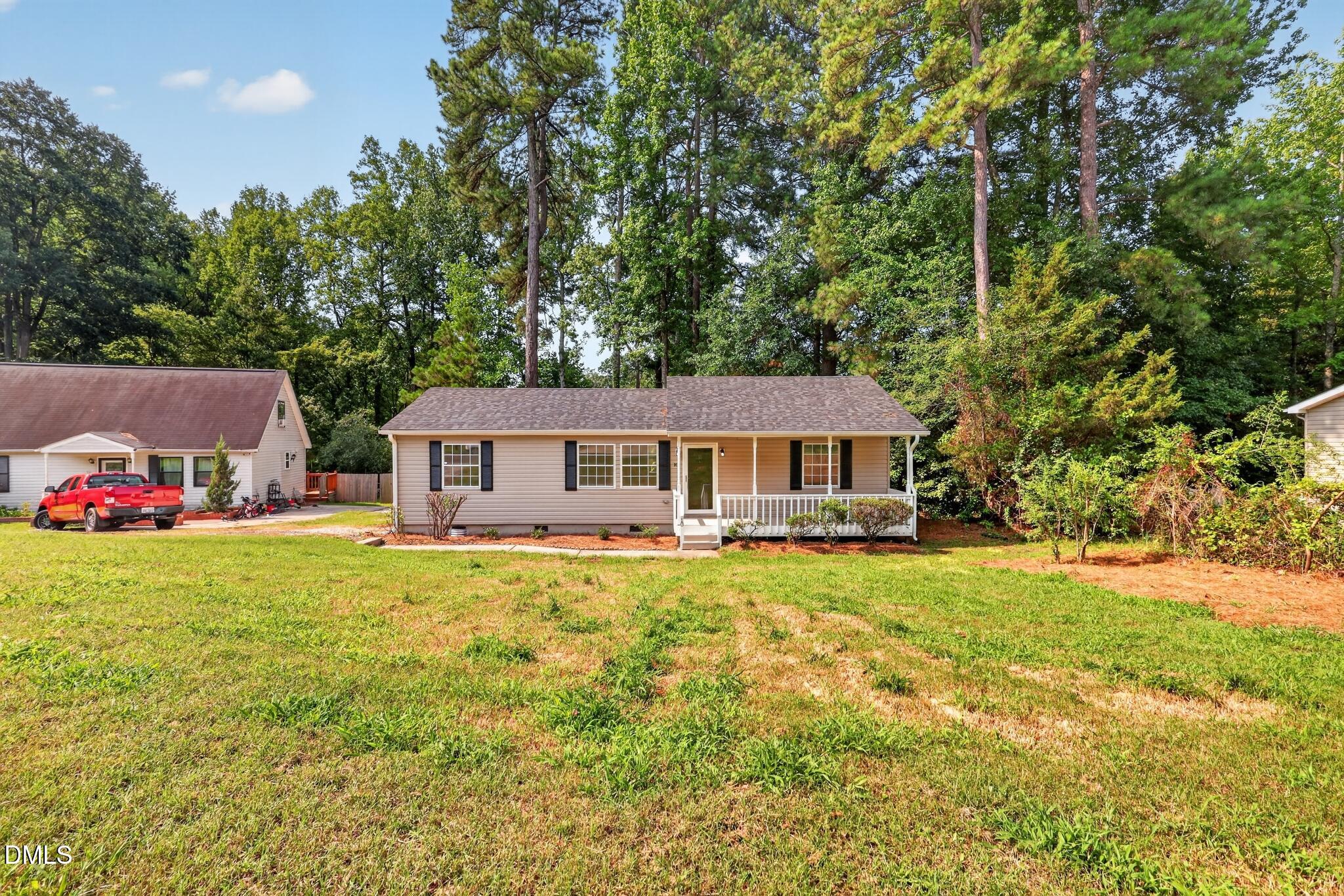 10 Knob Court Property Photo 2