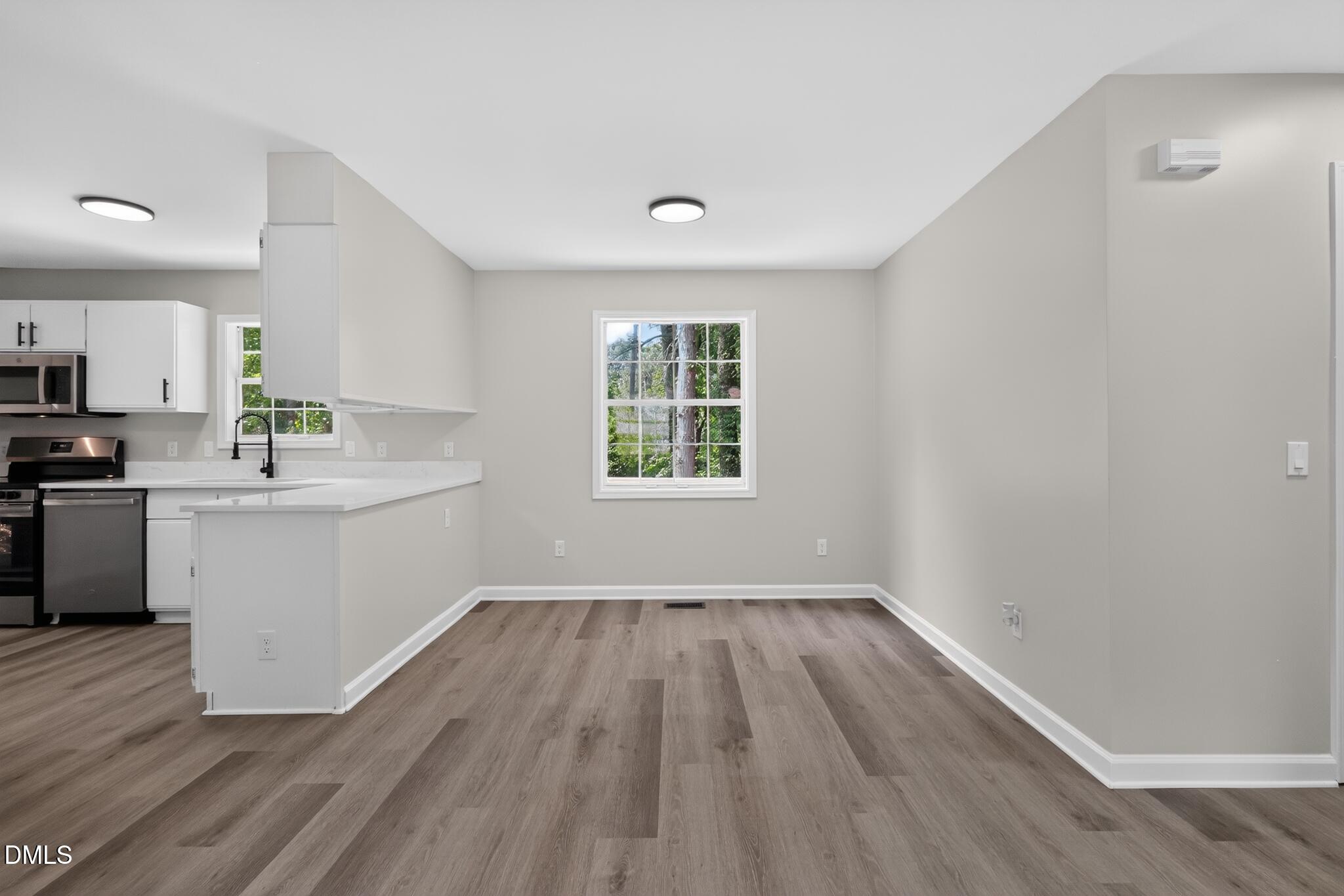 10 Knob Court Property Photo 10