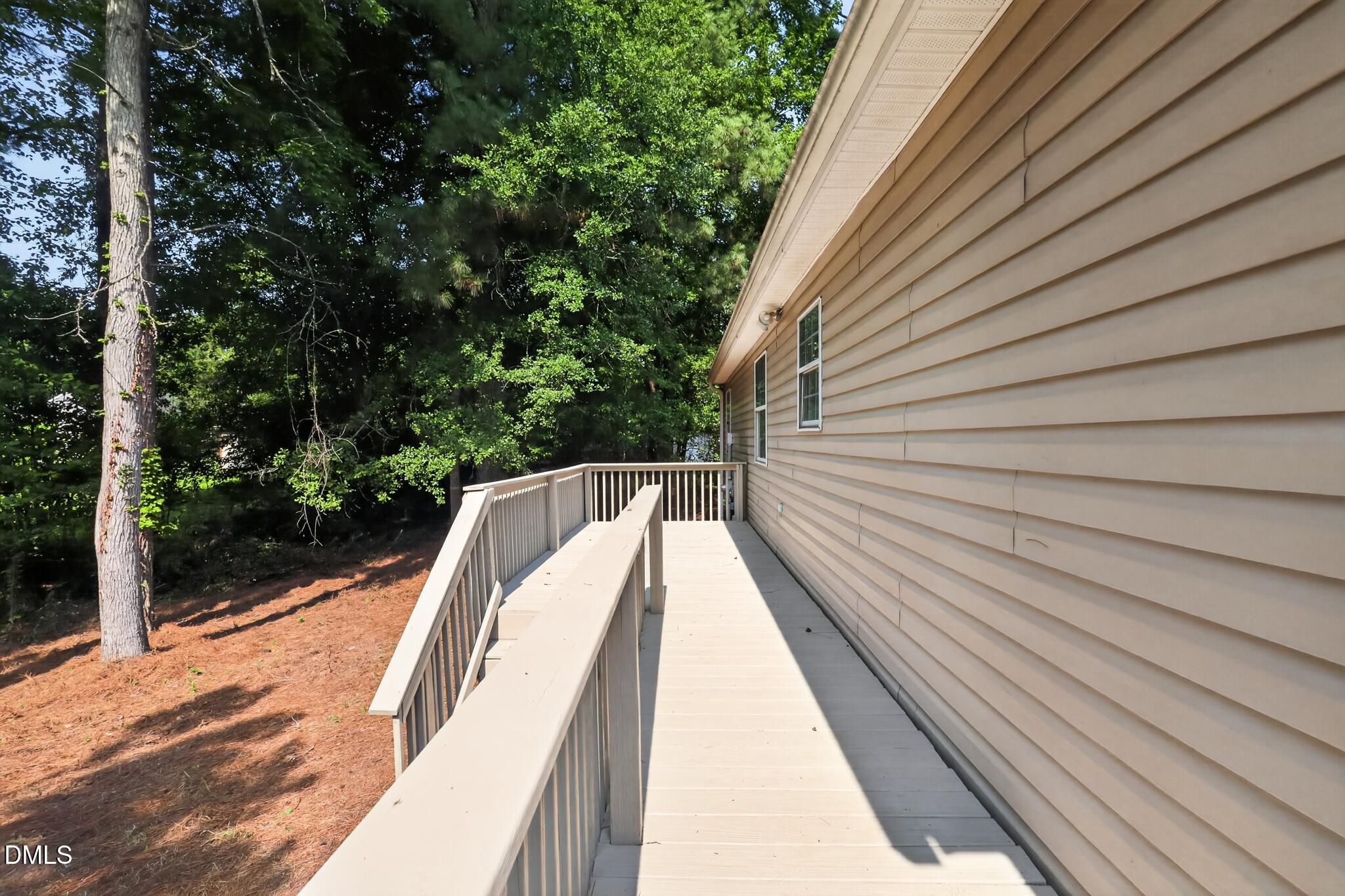 10 Knob Court Property Photo 17