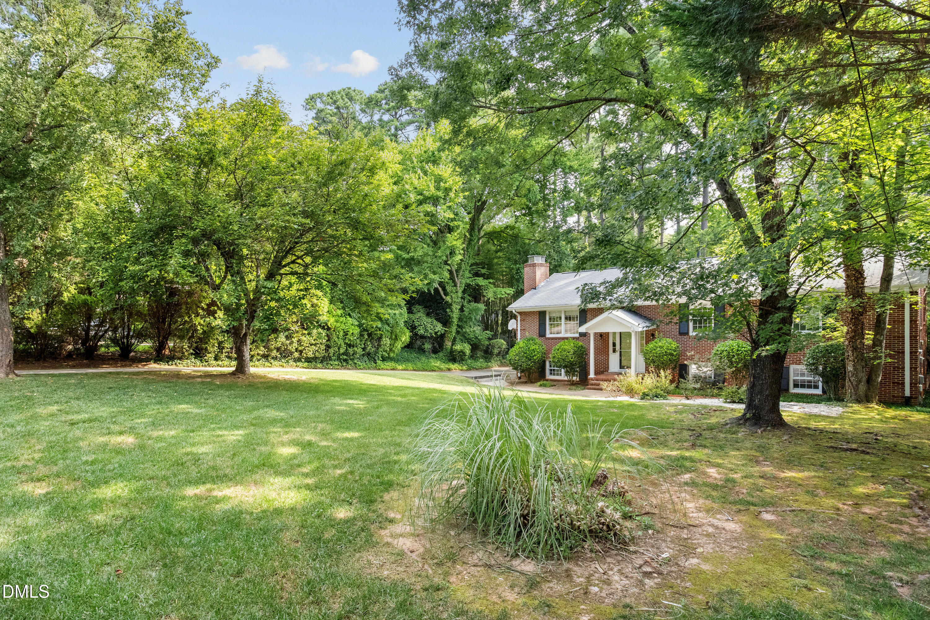 4816 Deerwood Drive Property Photo 4