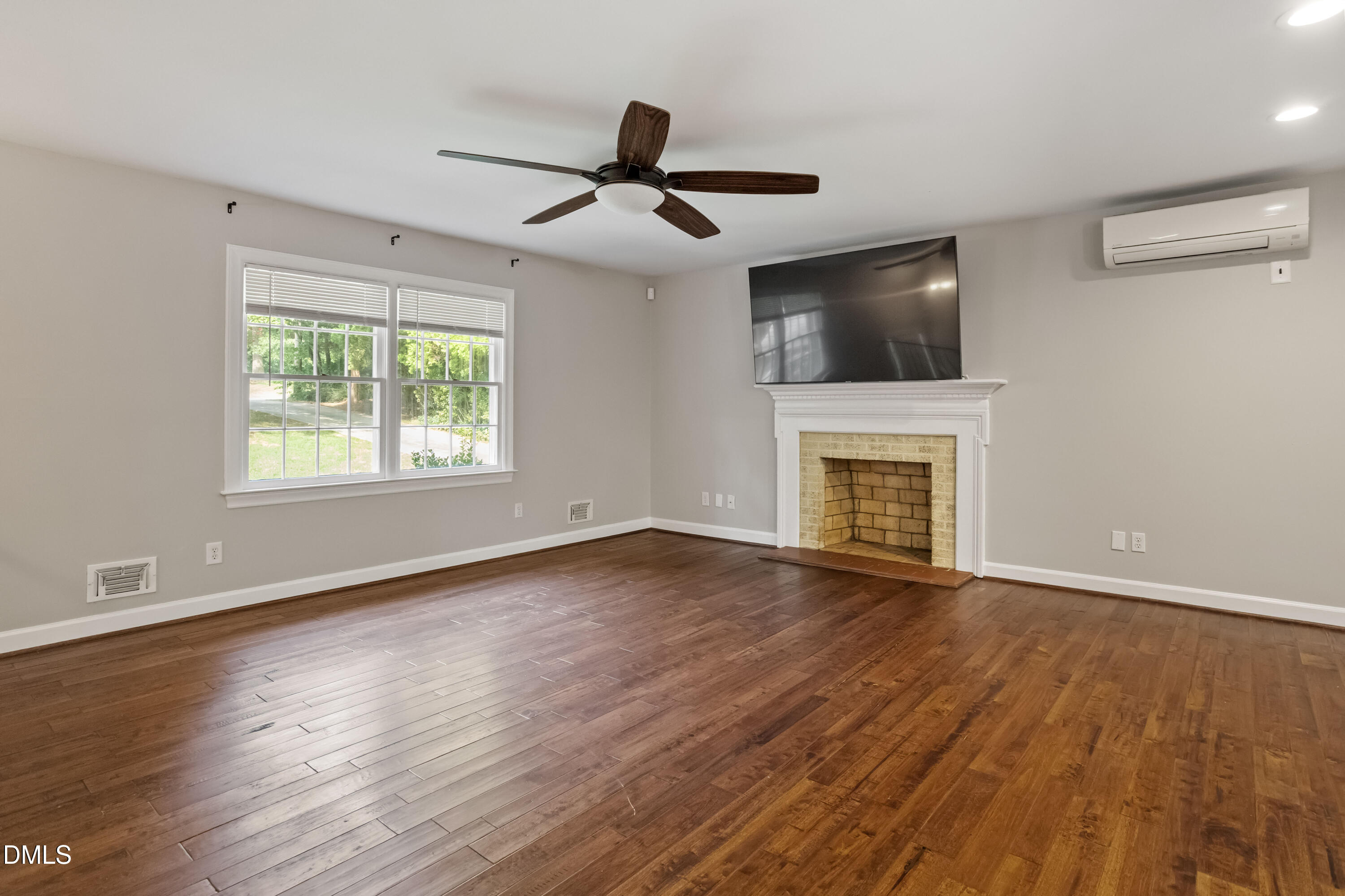 4816 Deerwood Drive Property Photo 13