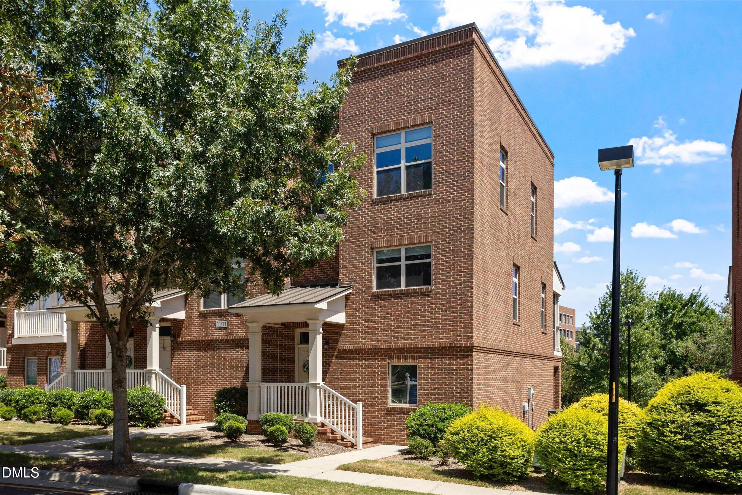 1211 Twin Branches Way 102 Property Photo 1