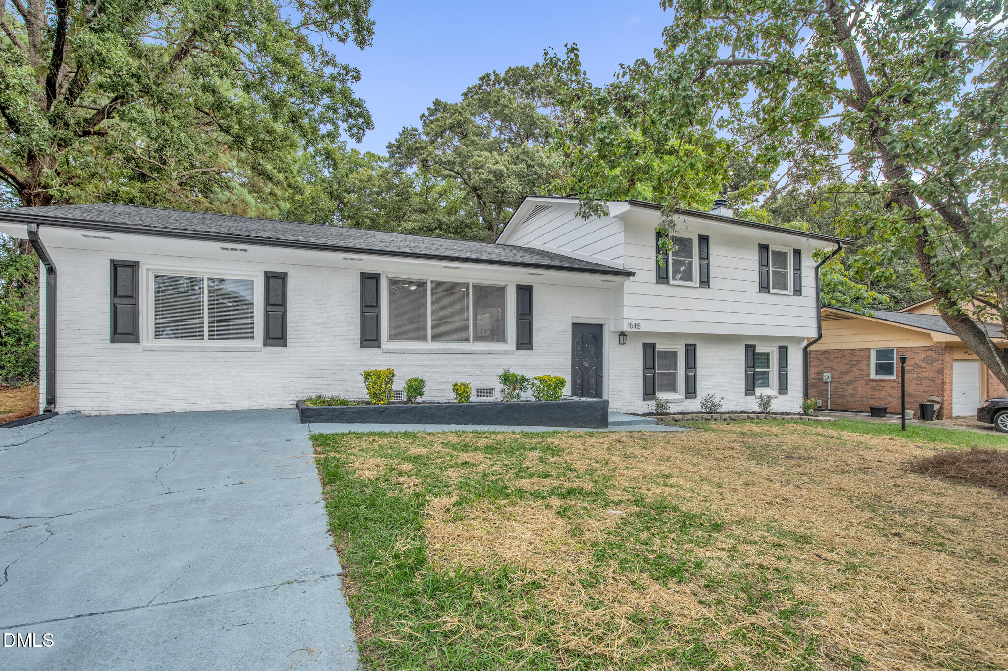 1515 Grandview Drive Property Photo 1