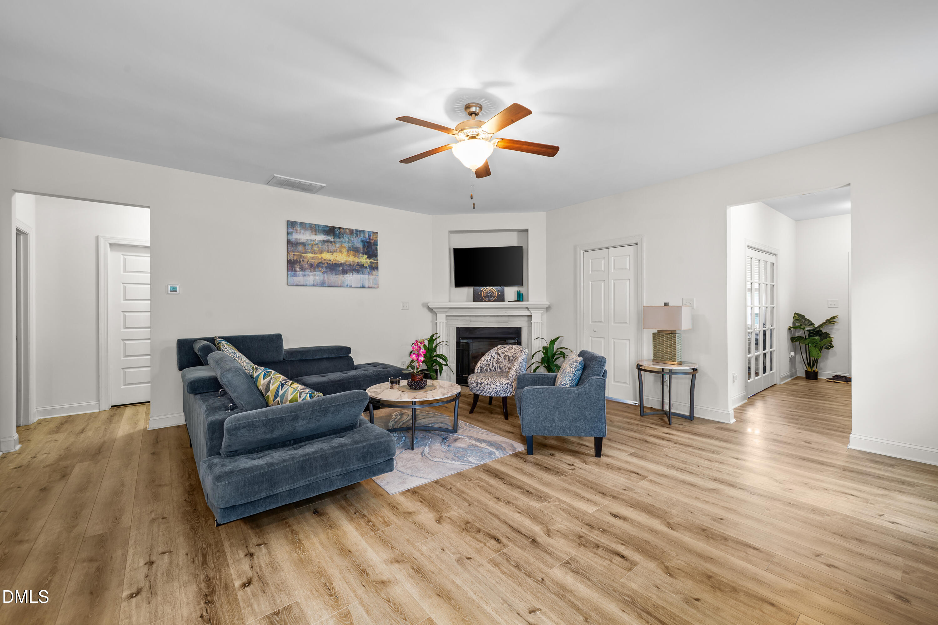 53 Unique Place Property Photo 7
