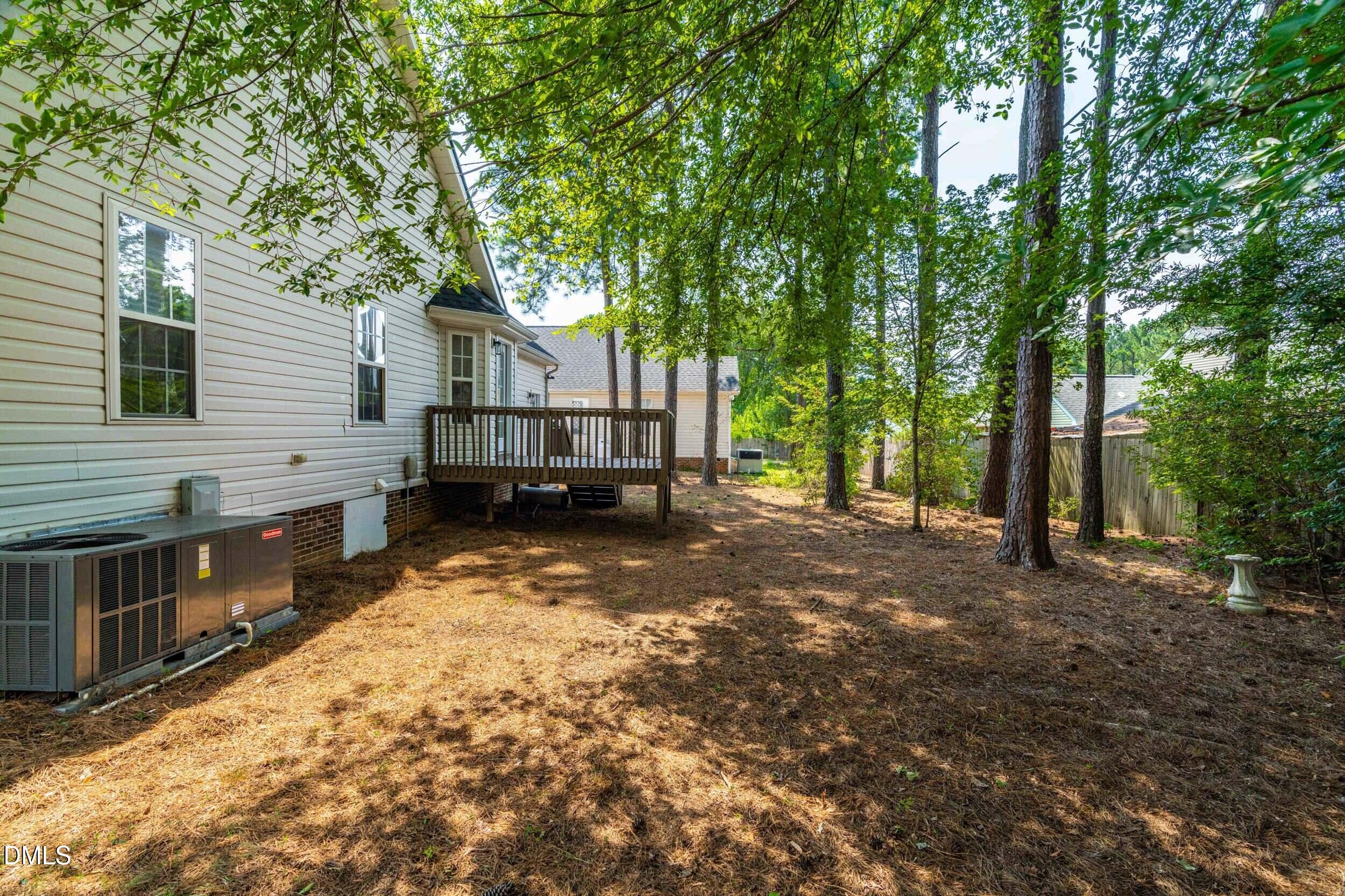412 Groveton Trail Property Photo 32