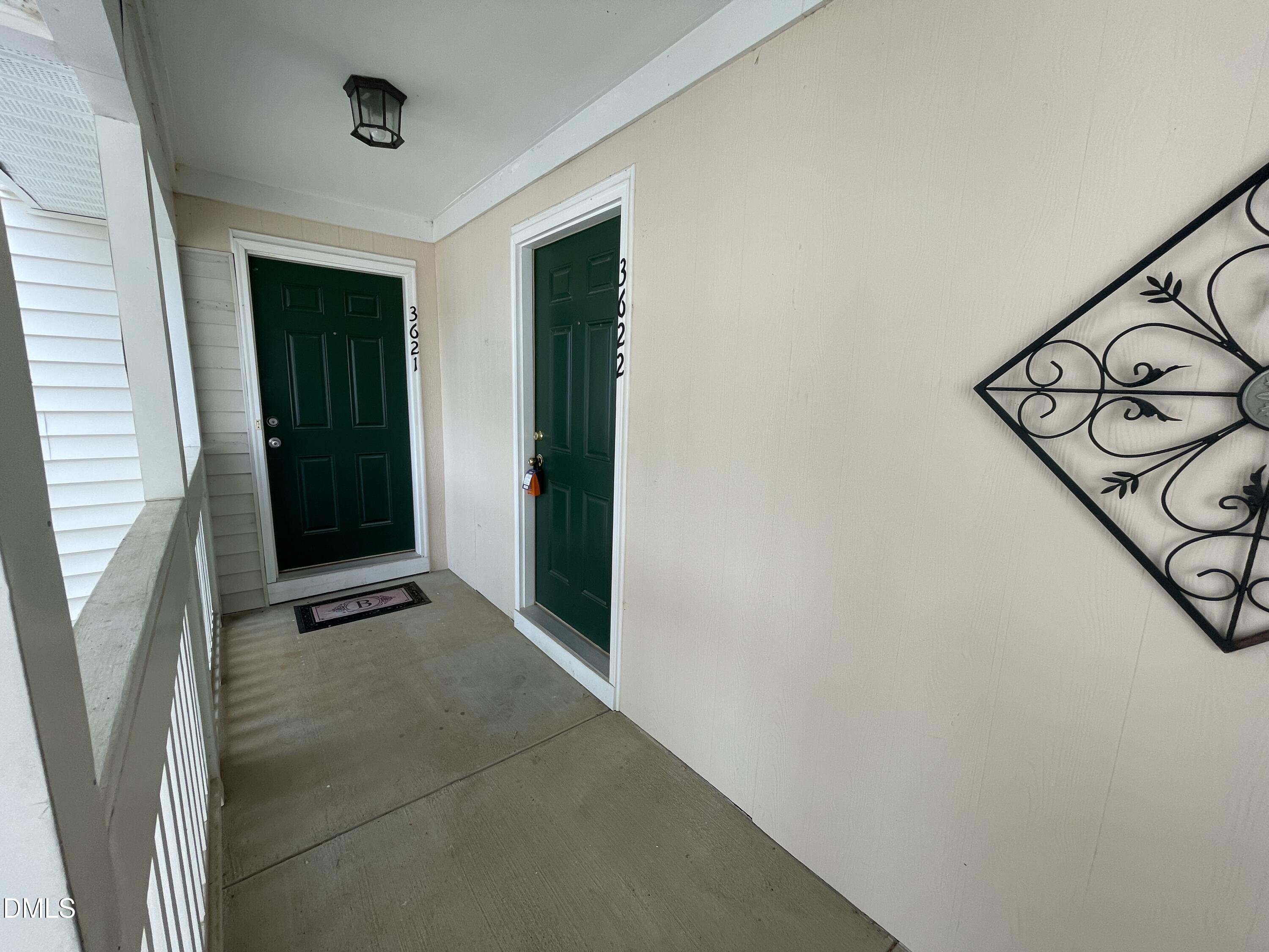 3622 Wellington Ridge Loop Property Photo 2