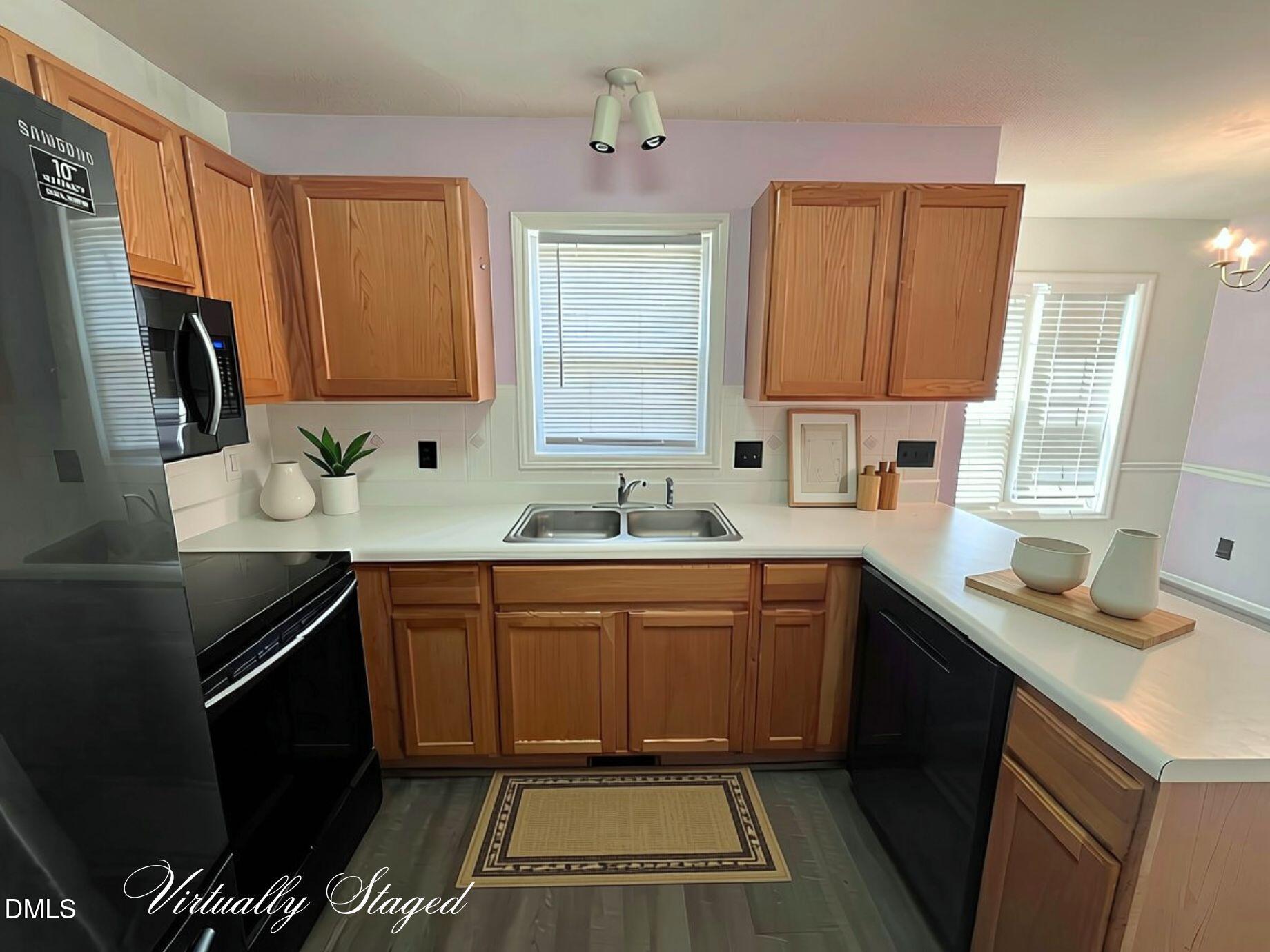 5805 Seward Drive Property Photo 3