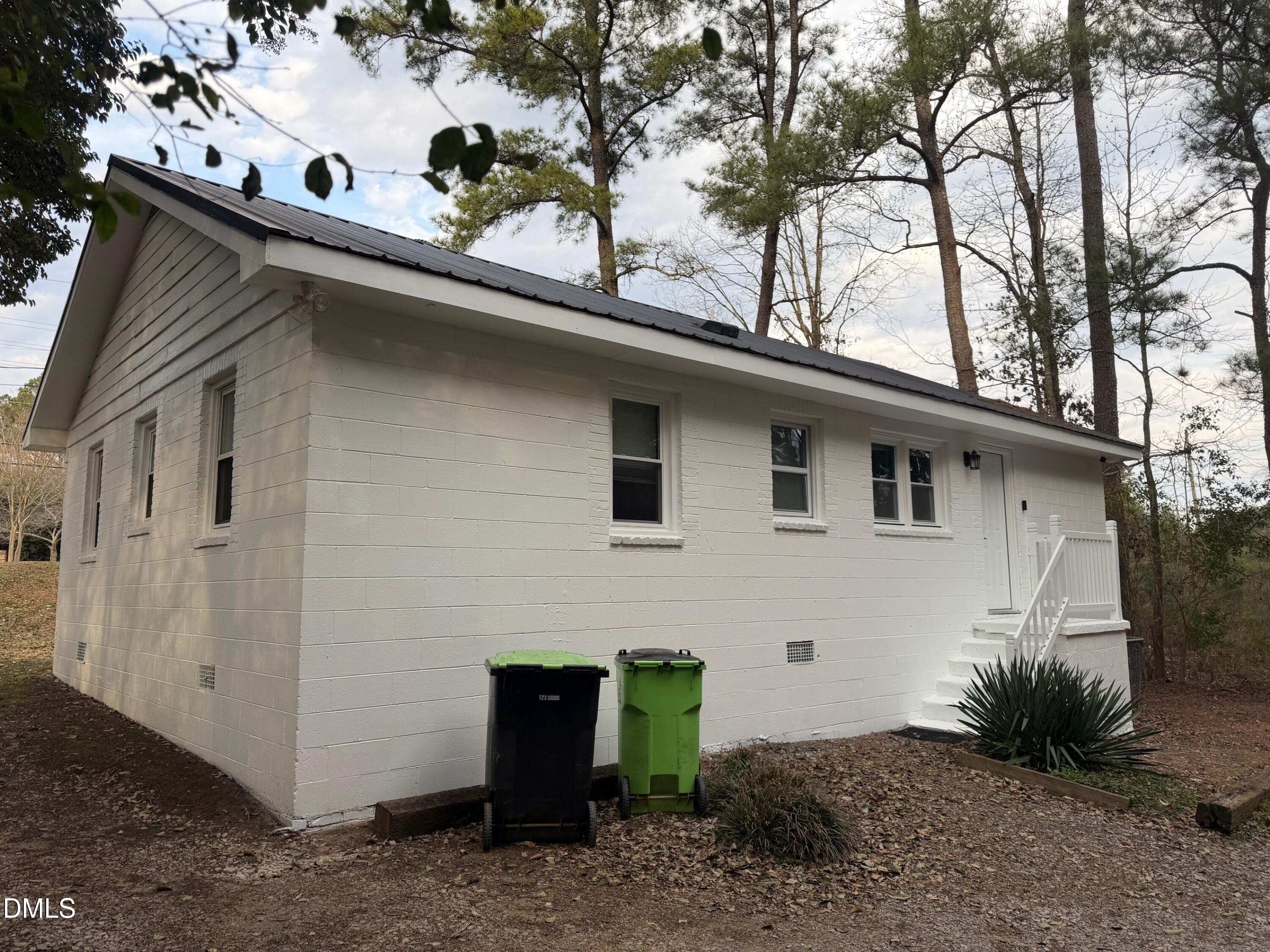 3117 Tryon Road Property Photo 3