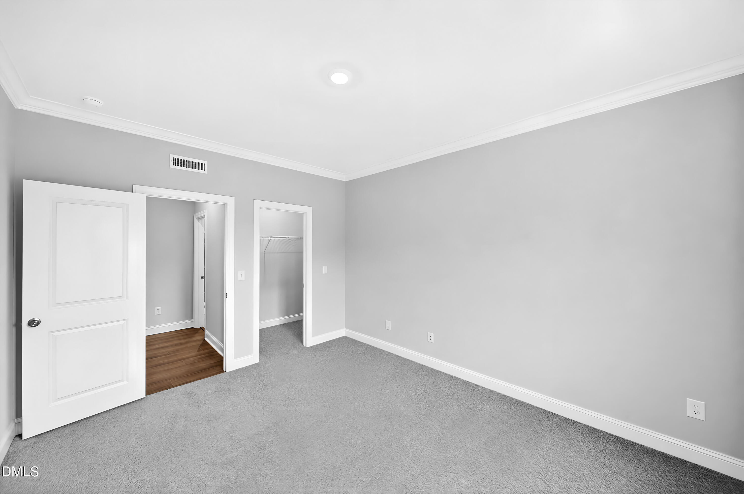 412 Cedar Barn Lane Property Photo 13