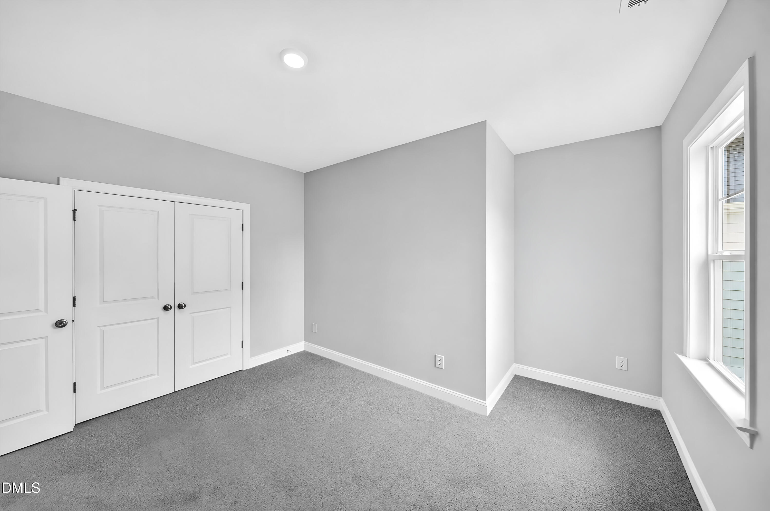 412 Cedar Barn Lane Property Photo 14