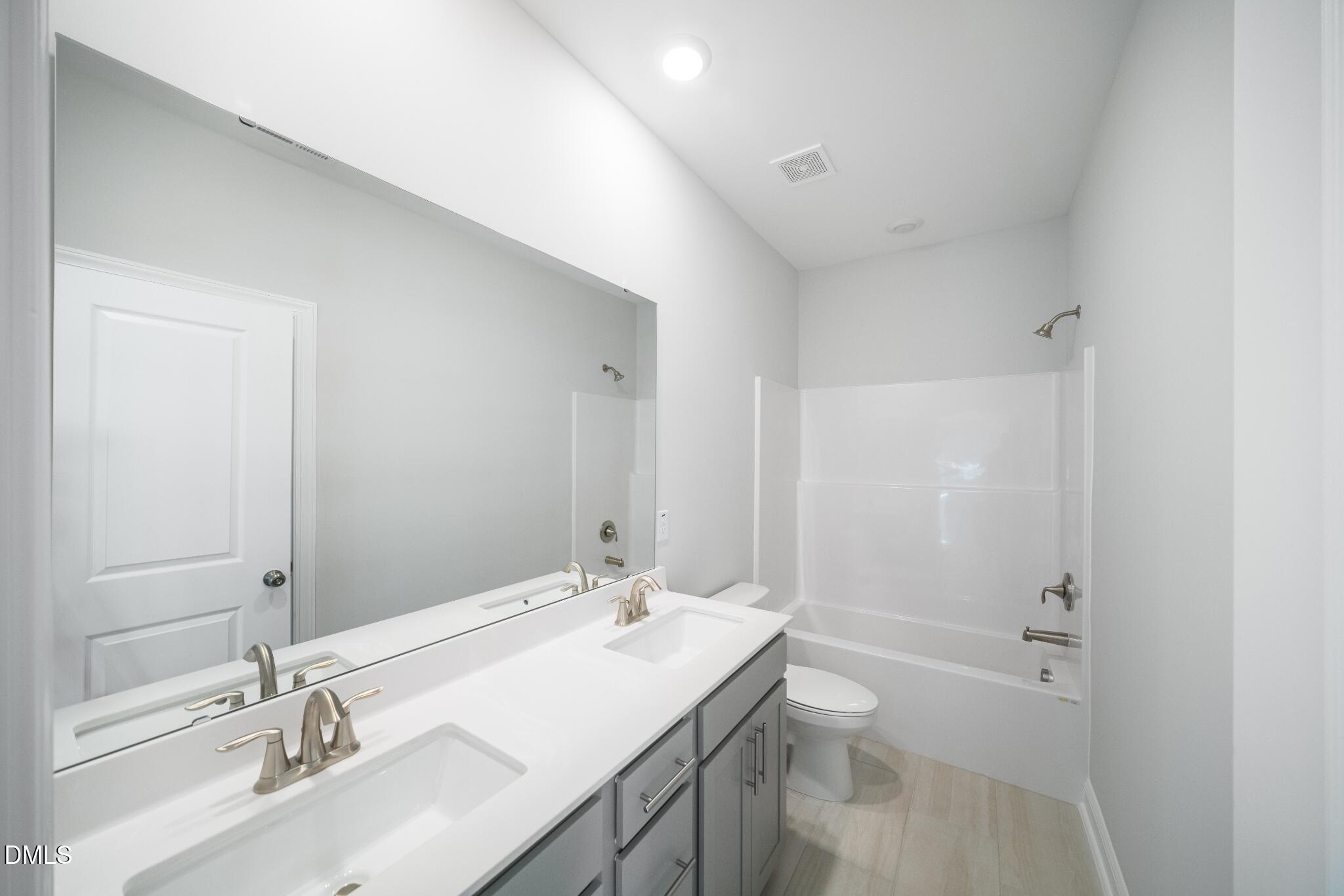 333 Golden Trace Drive Property Photo 26