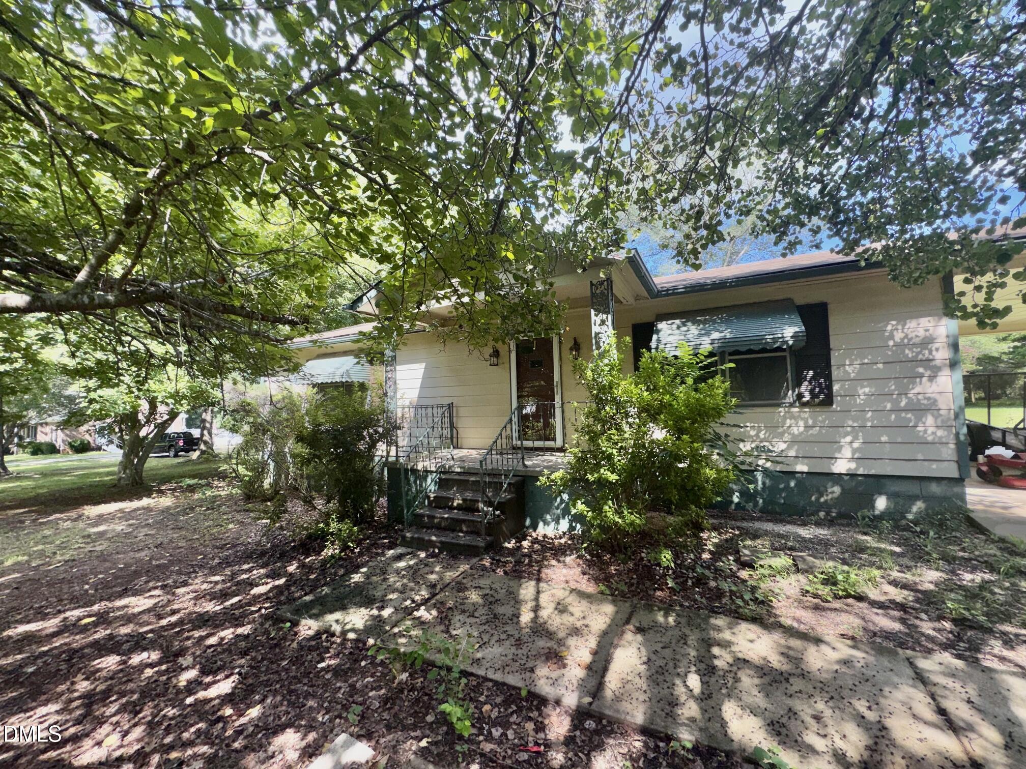 362 Country Acres Road Property Photo 1