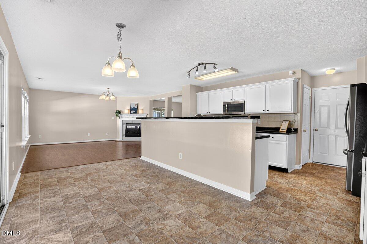 200 Georgetowne Drive Property Photo 8