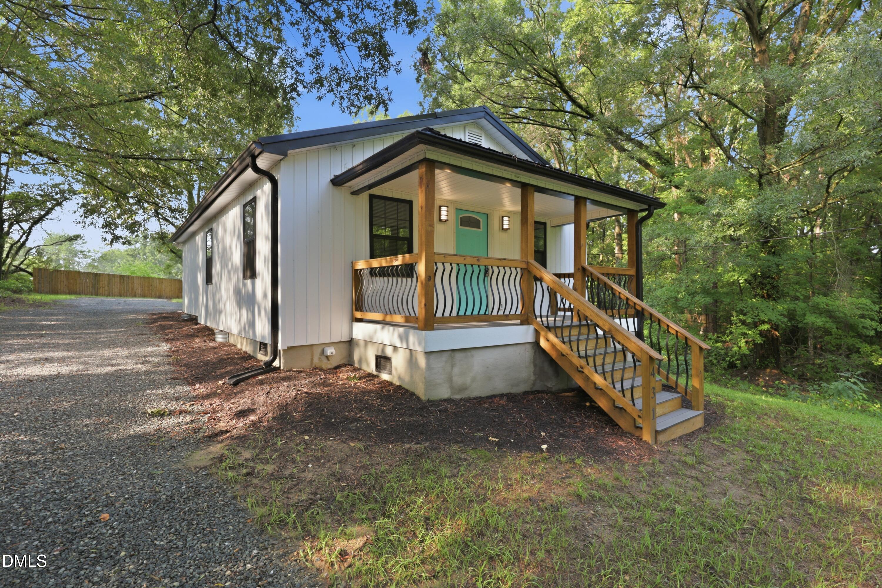 431 Dudley Street Property Photo 1