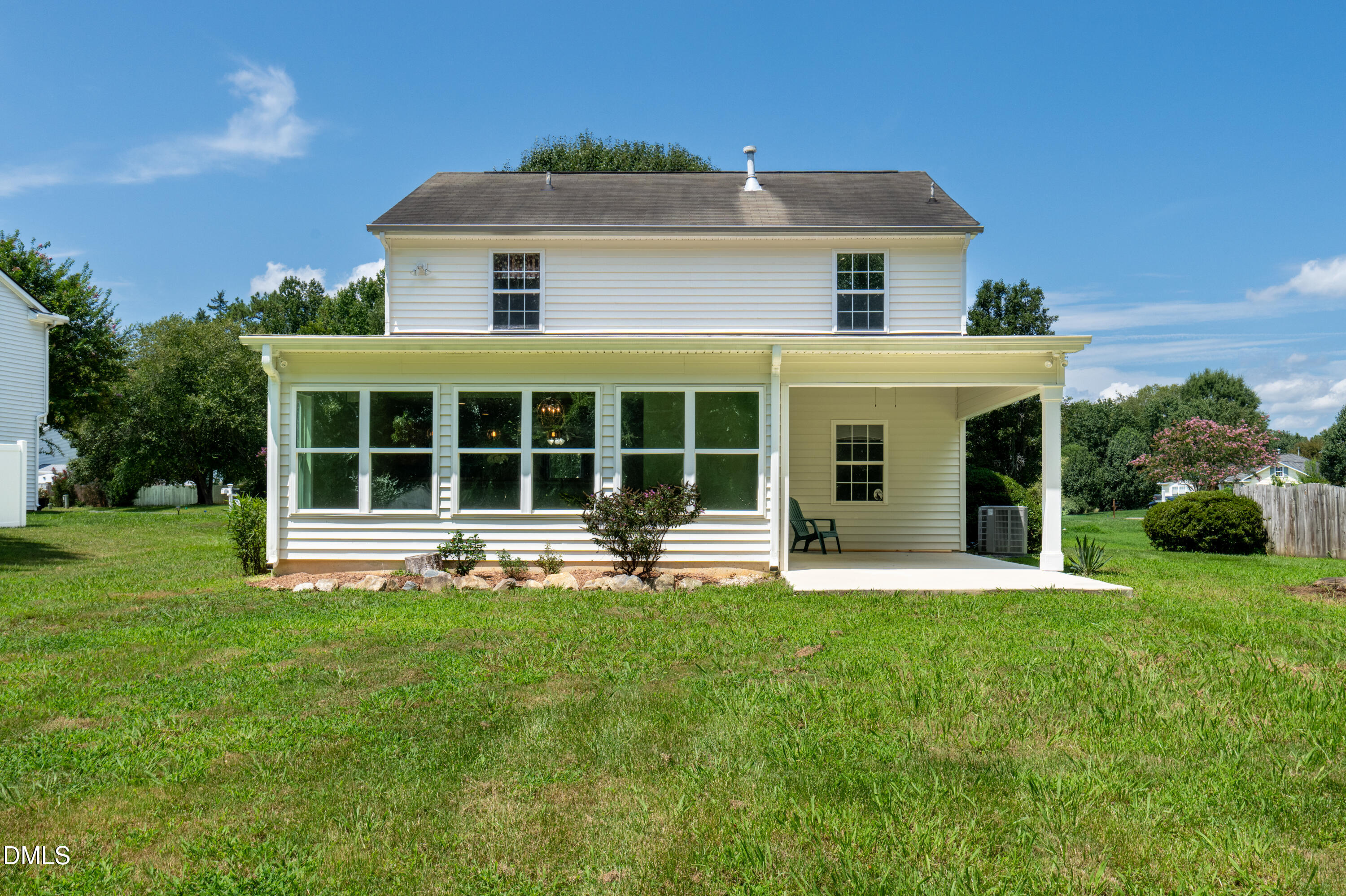 38 Silverstone Drive Property Photo 1