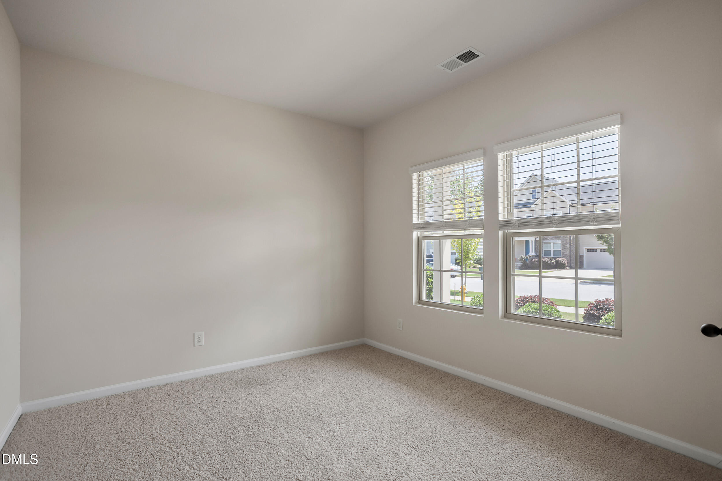 3433 Longleaf Estates Drive Property Photo 9