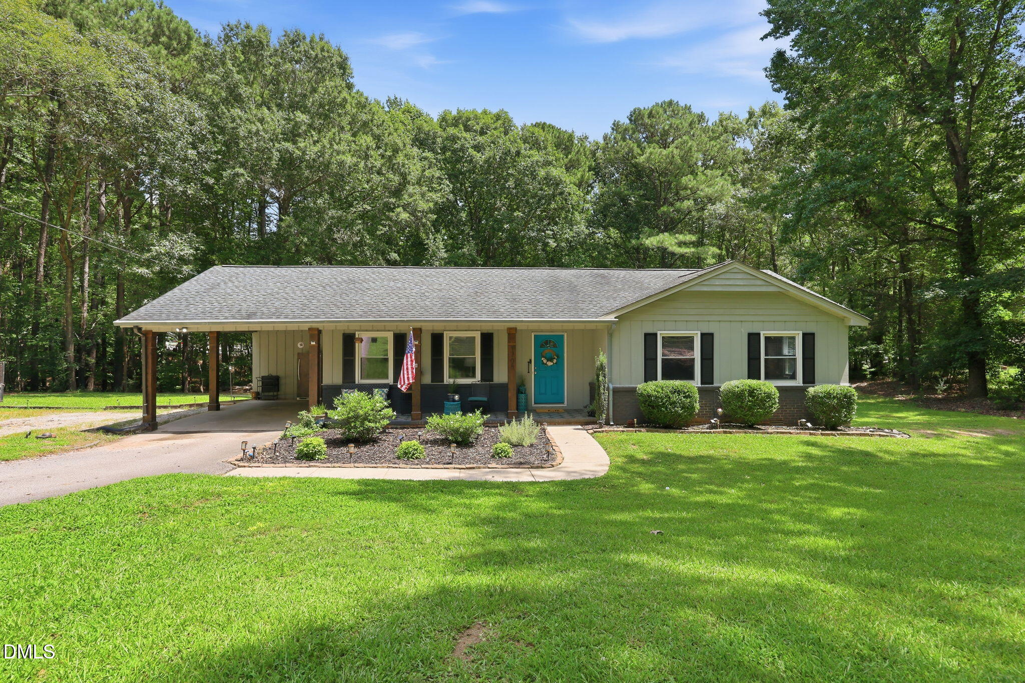 1708 Wayne Drive Property Photo 1