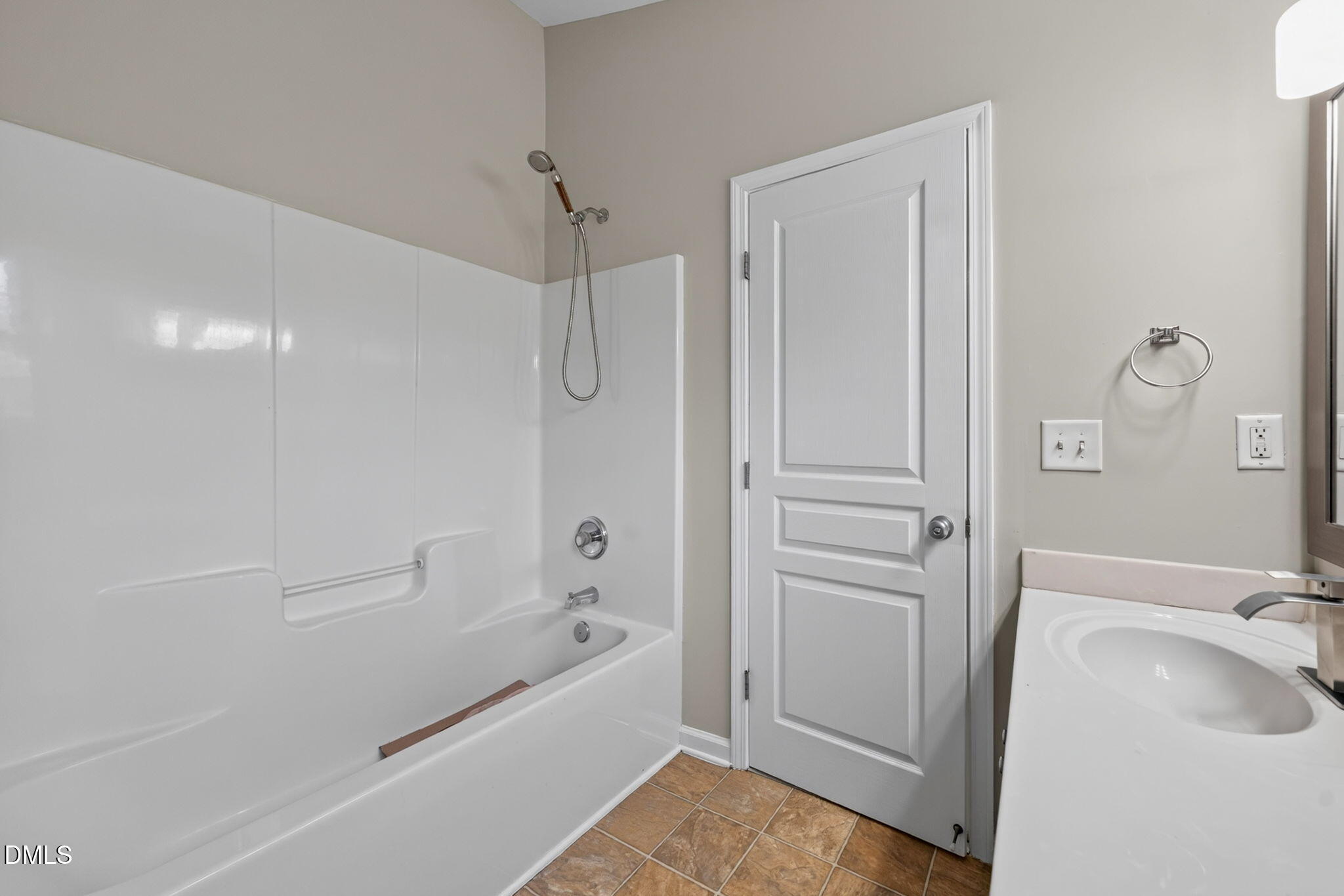 412 Colwick Lane Property Photo 32