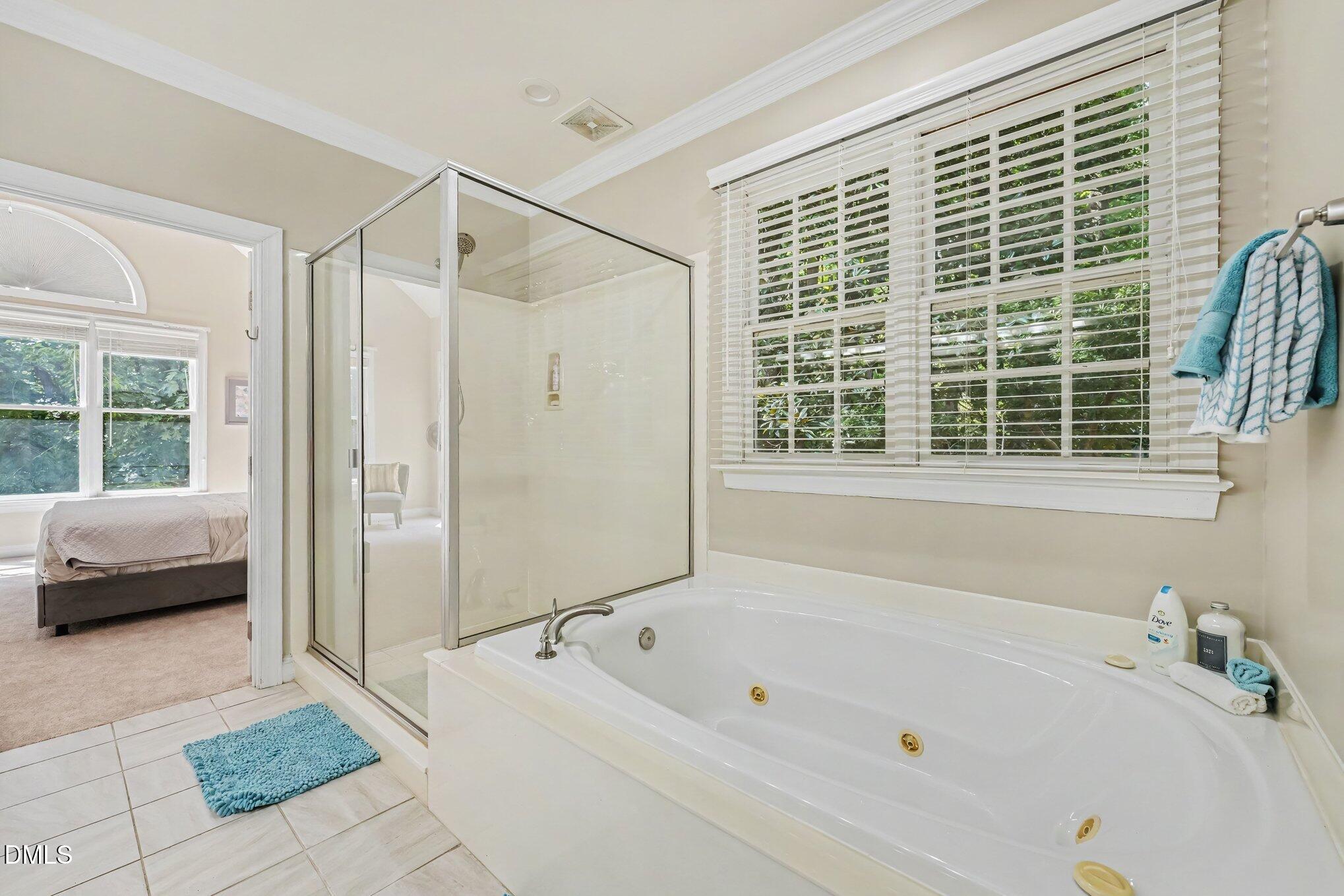 112 St Lenville Drive Property Photo 23