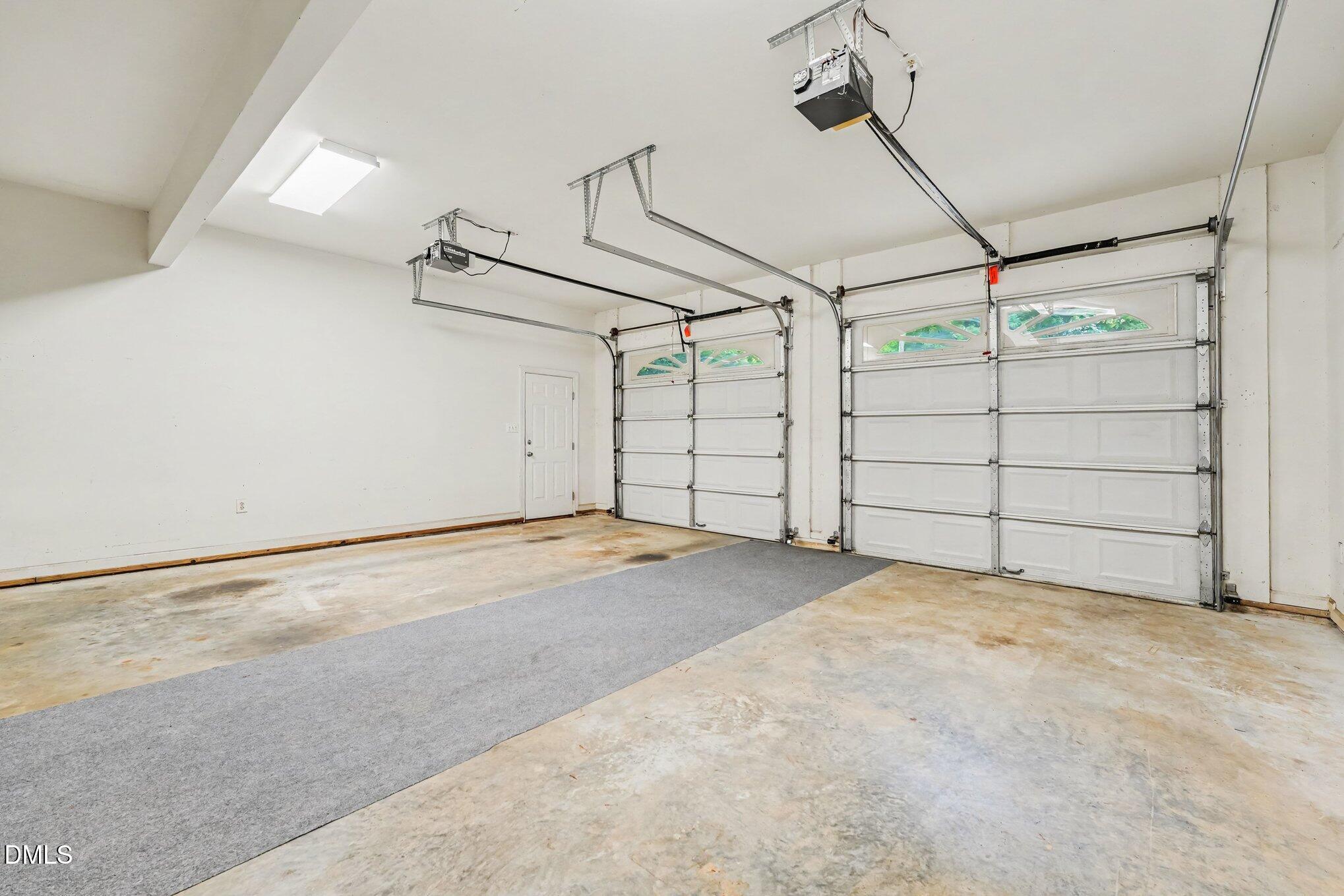 112 St Lenville Drive Property Photo 25