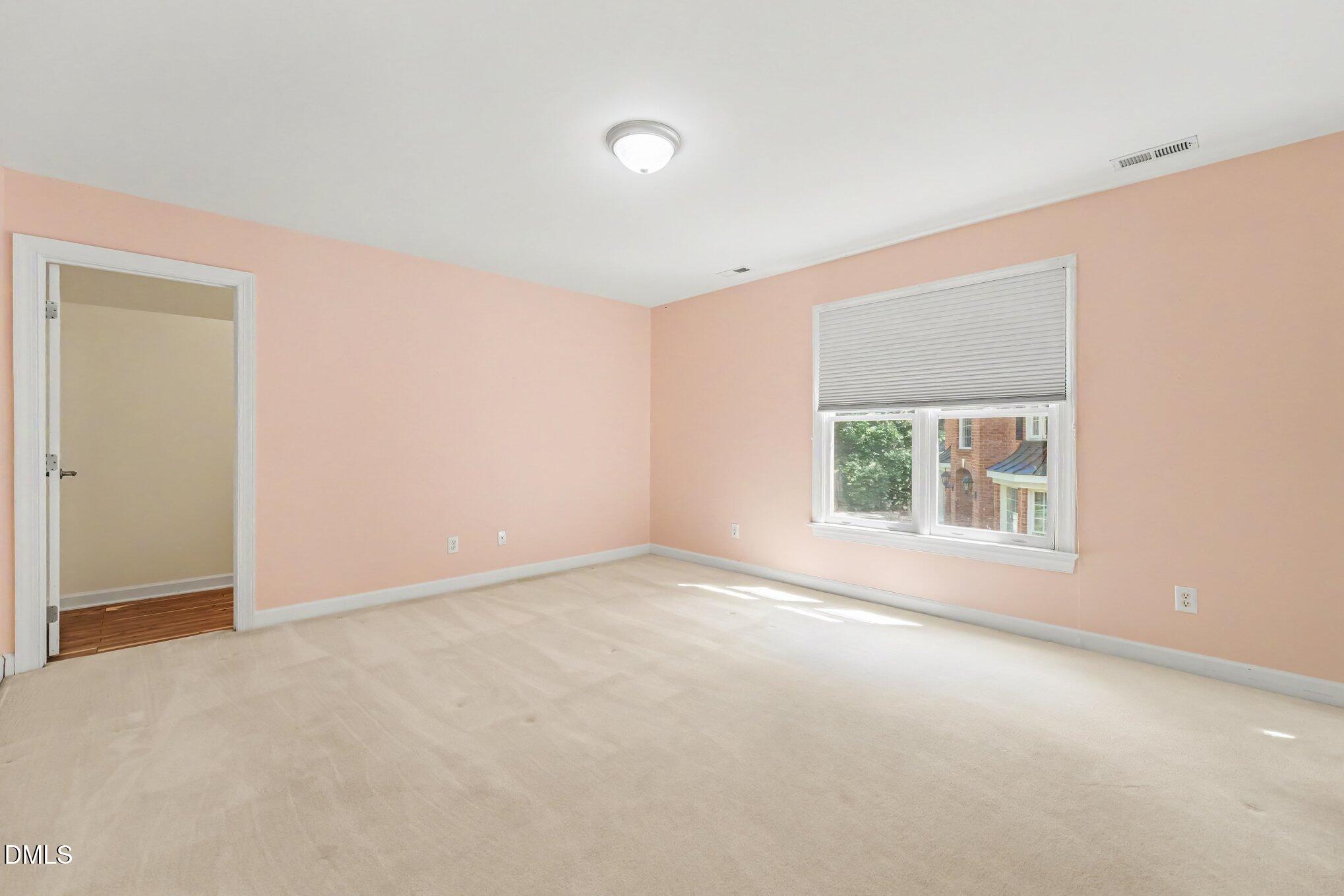 112 St Lenville Drive Property Photo 27