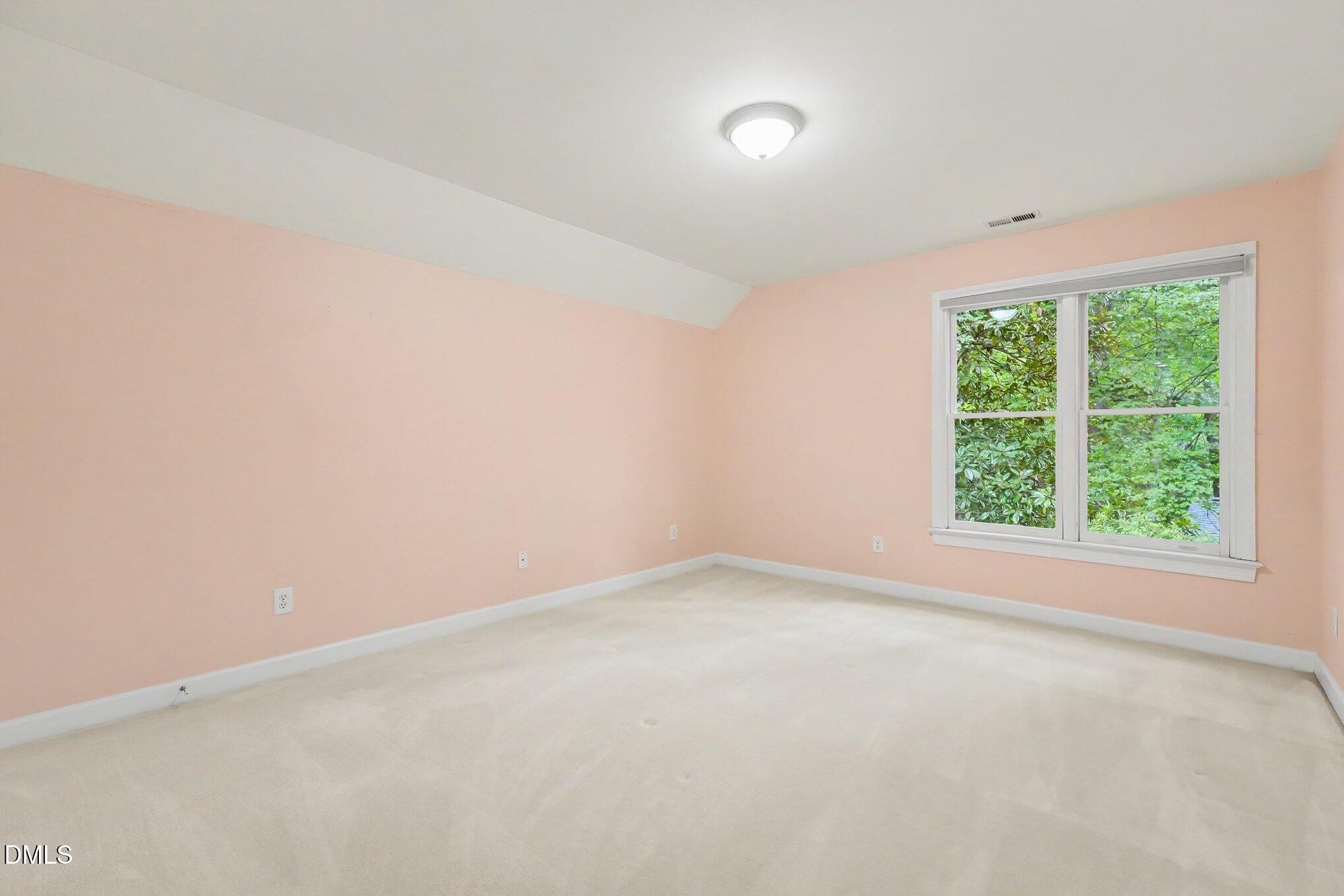 112 St Lenville Drive Property Photo 30