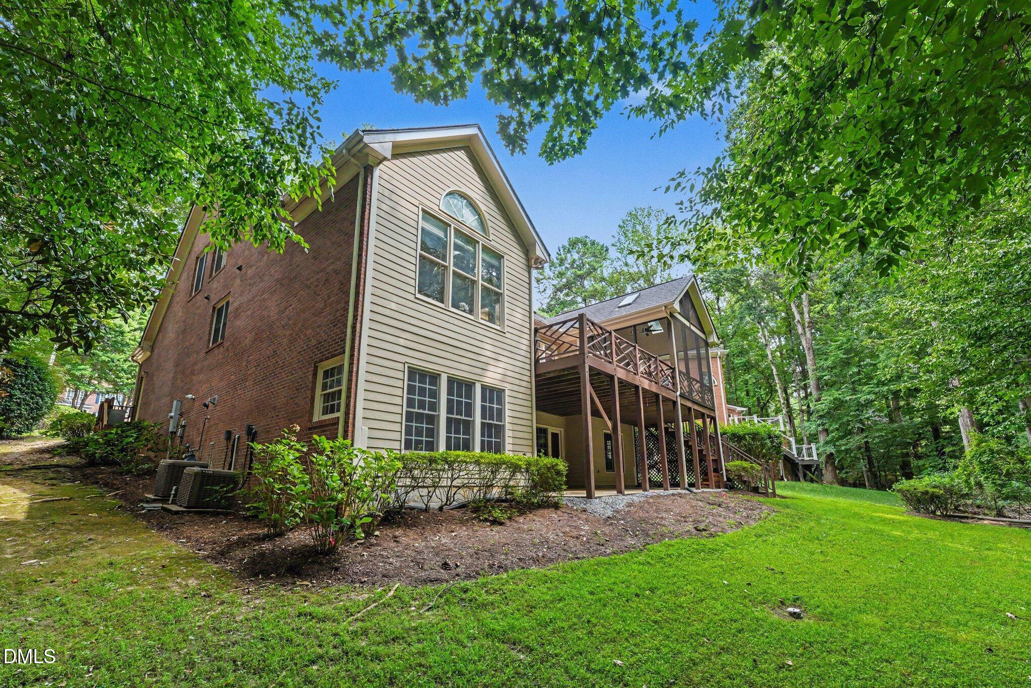 112 St Lenville Drive Property Photo 42