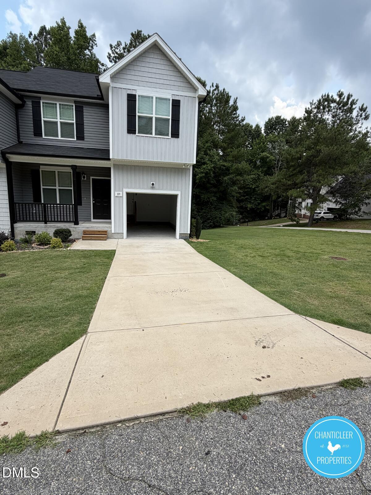 109 Stewarts Knob Drive Property Photo 4