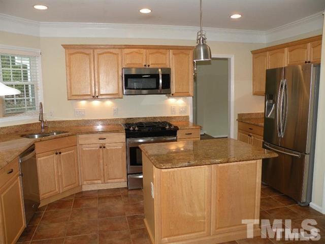 311 Swiss Lake Drive Property Photo 11