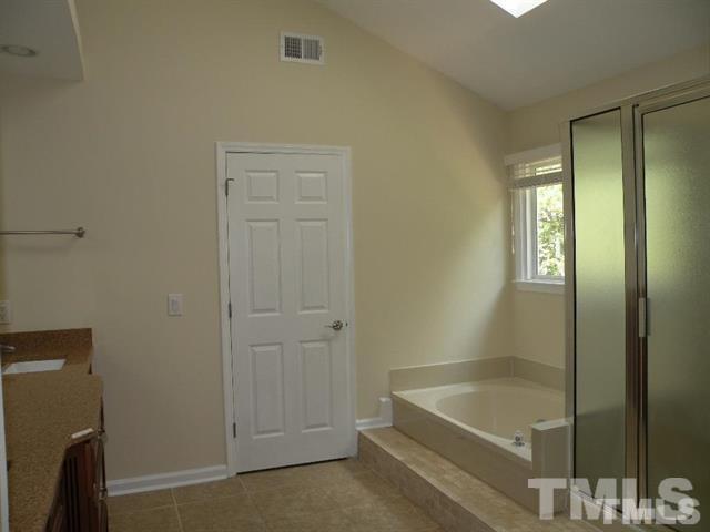 311 Swiss Lake Drive Property Photo 14