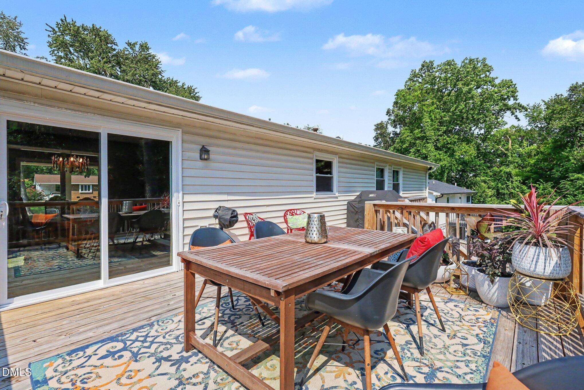 1416 Lions Way Property Photo 11