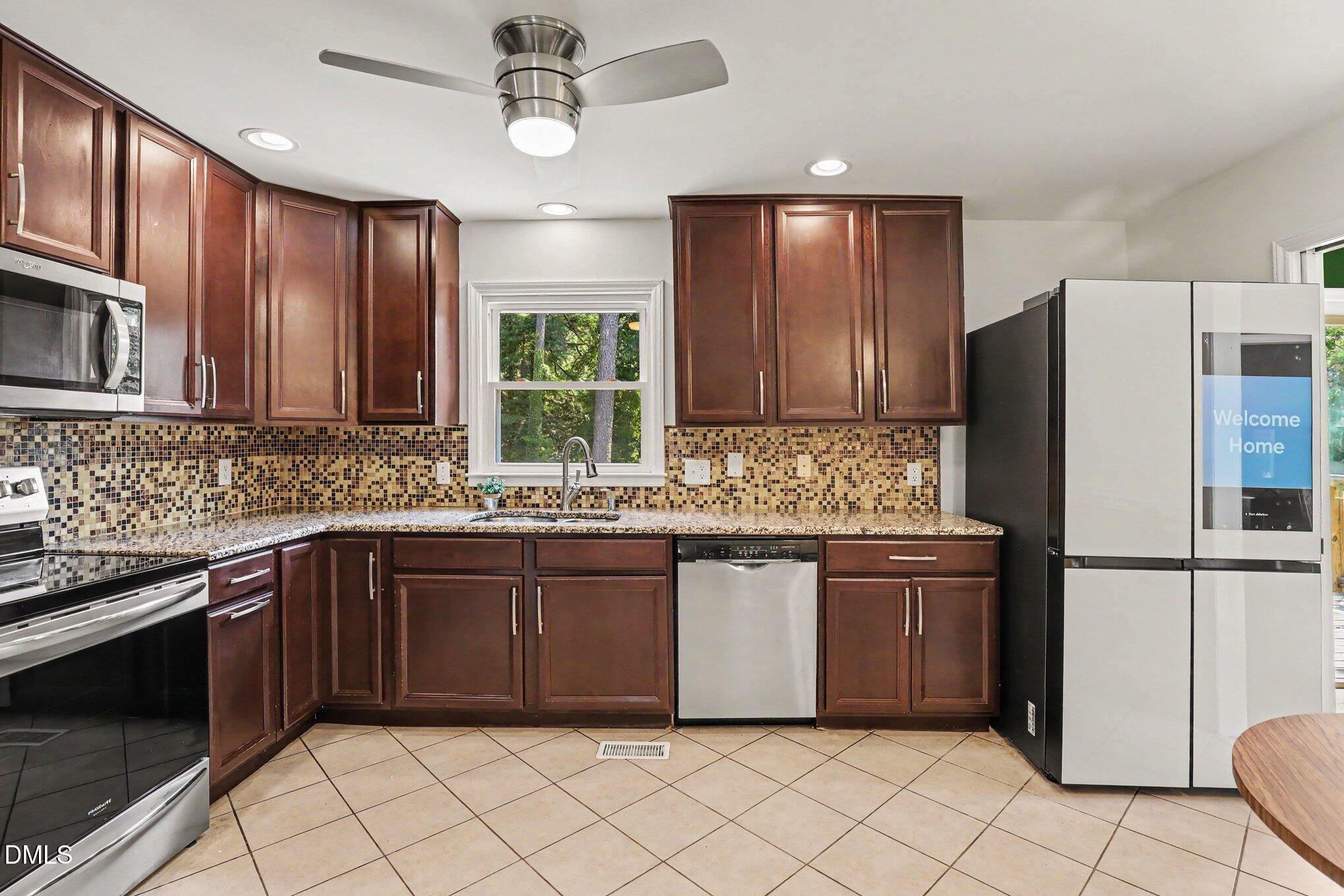 1416 Lions Way Property Photo 13