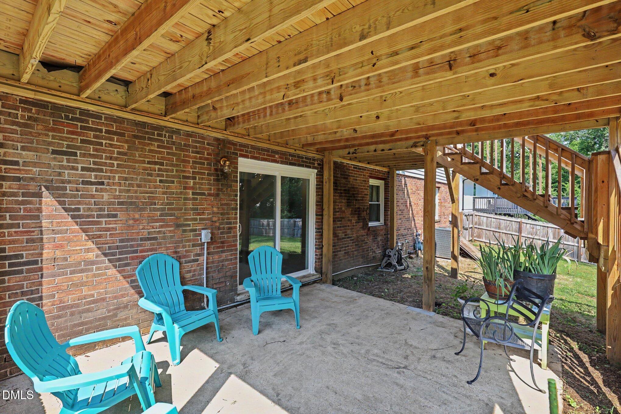1416 Lions Way Property Photo 31
