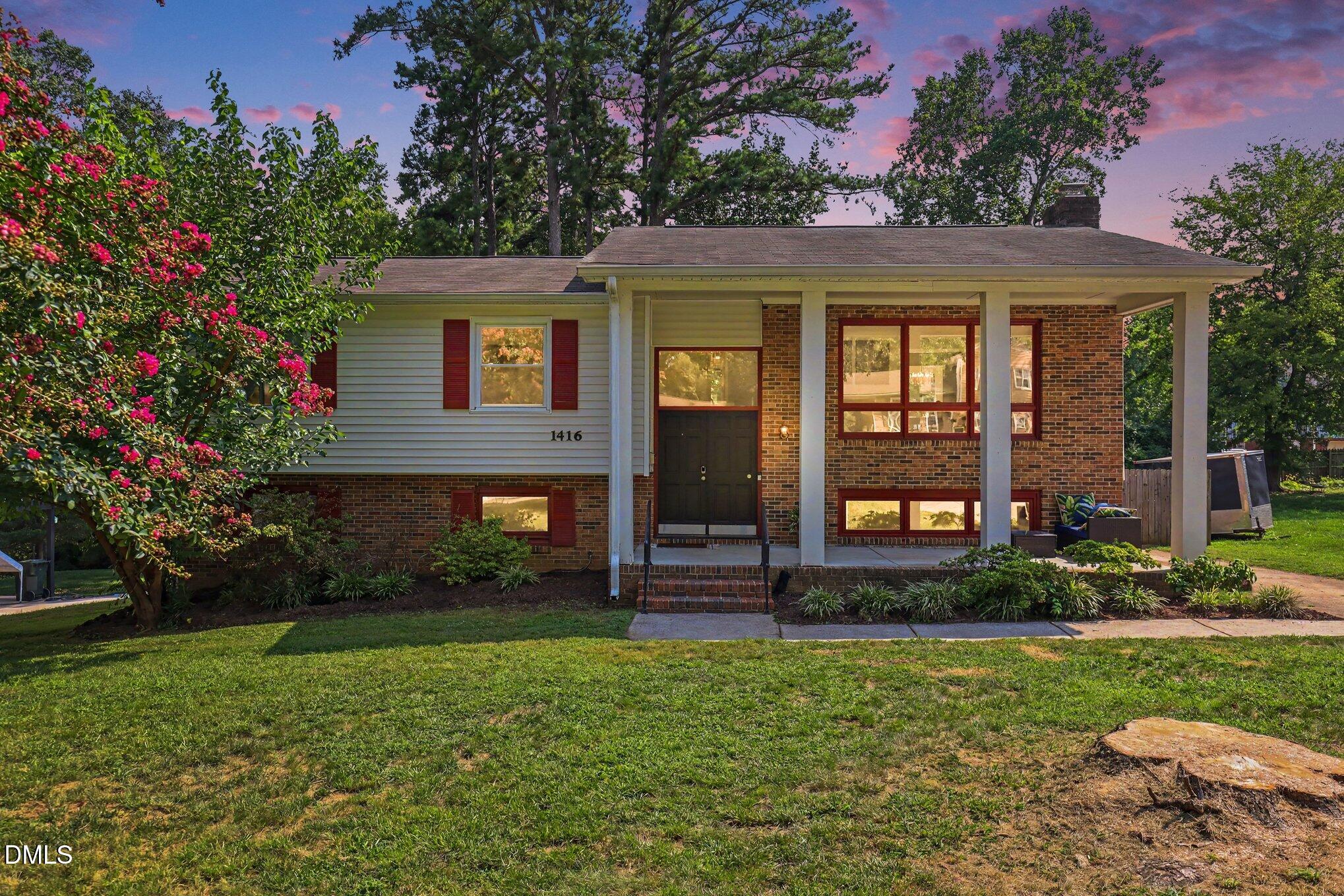 1416 Lions Way Property Photo 33