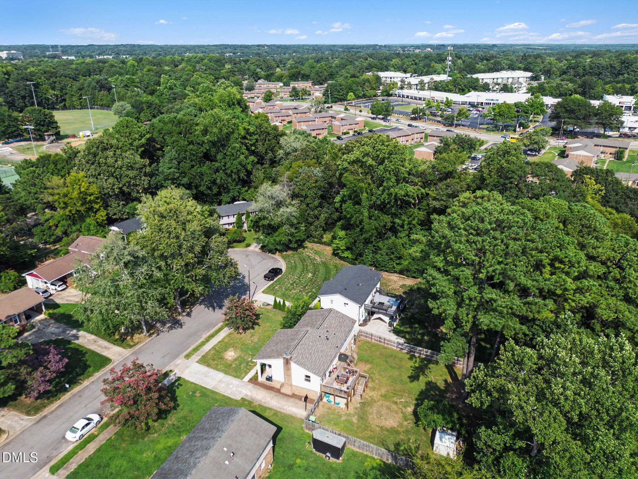 1416 Lions Way Property Photo 44