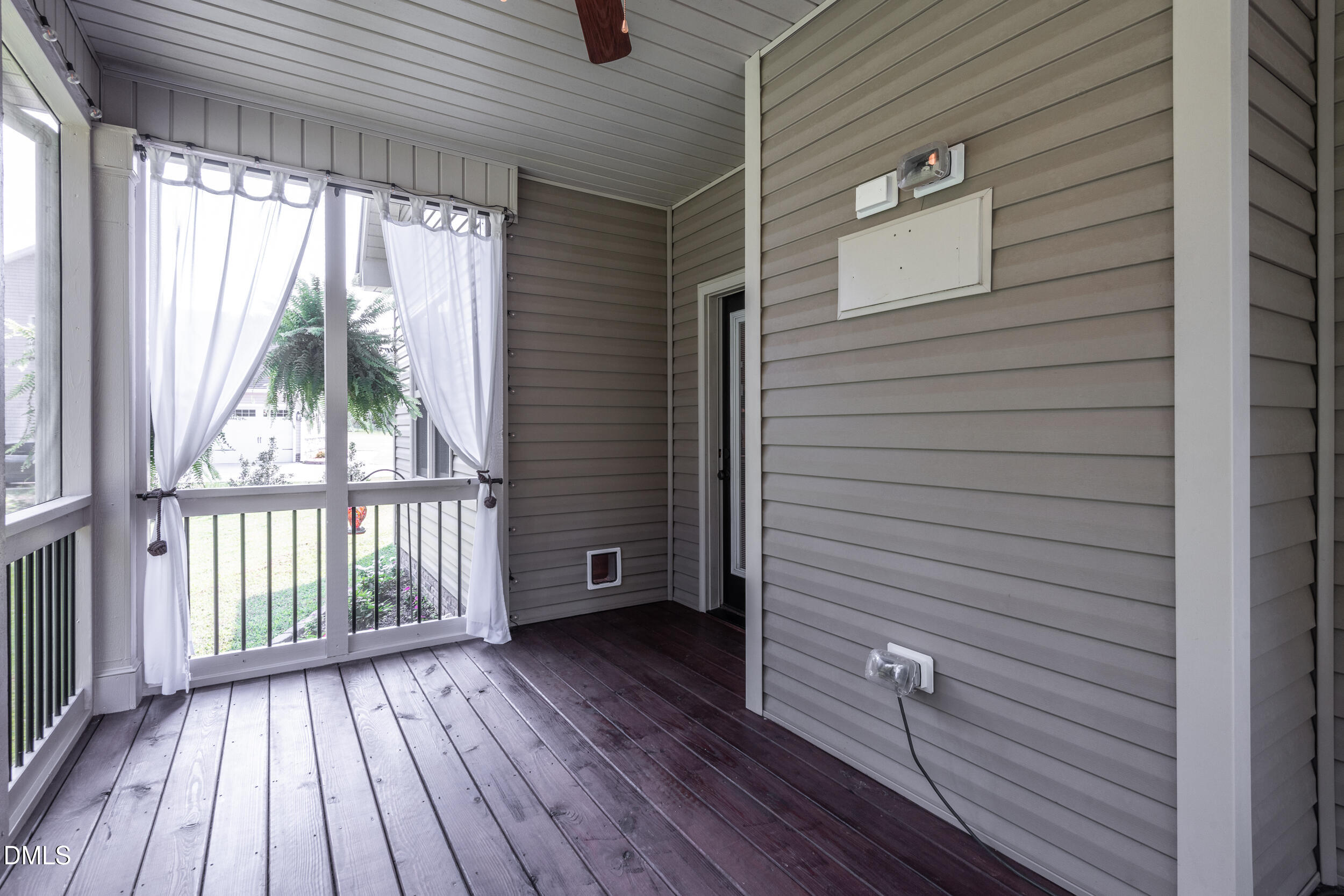 506 Carsons Creek Trail Property Photo 41