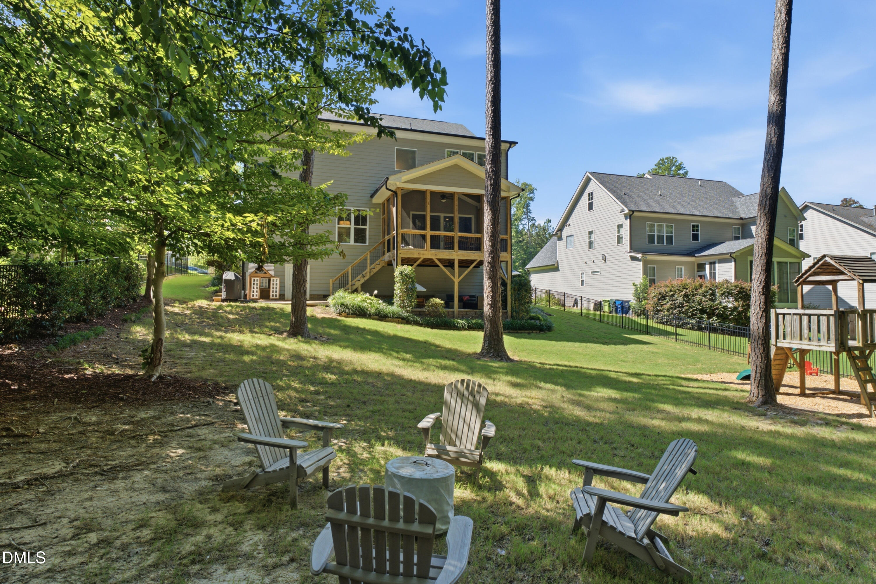 8021 Ghost Pony Trail Property Photo 45