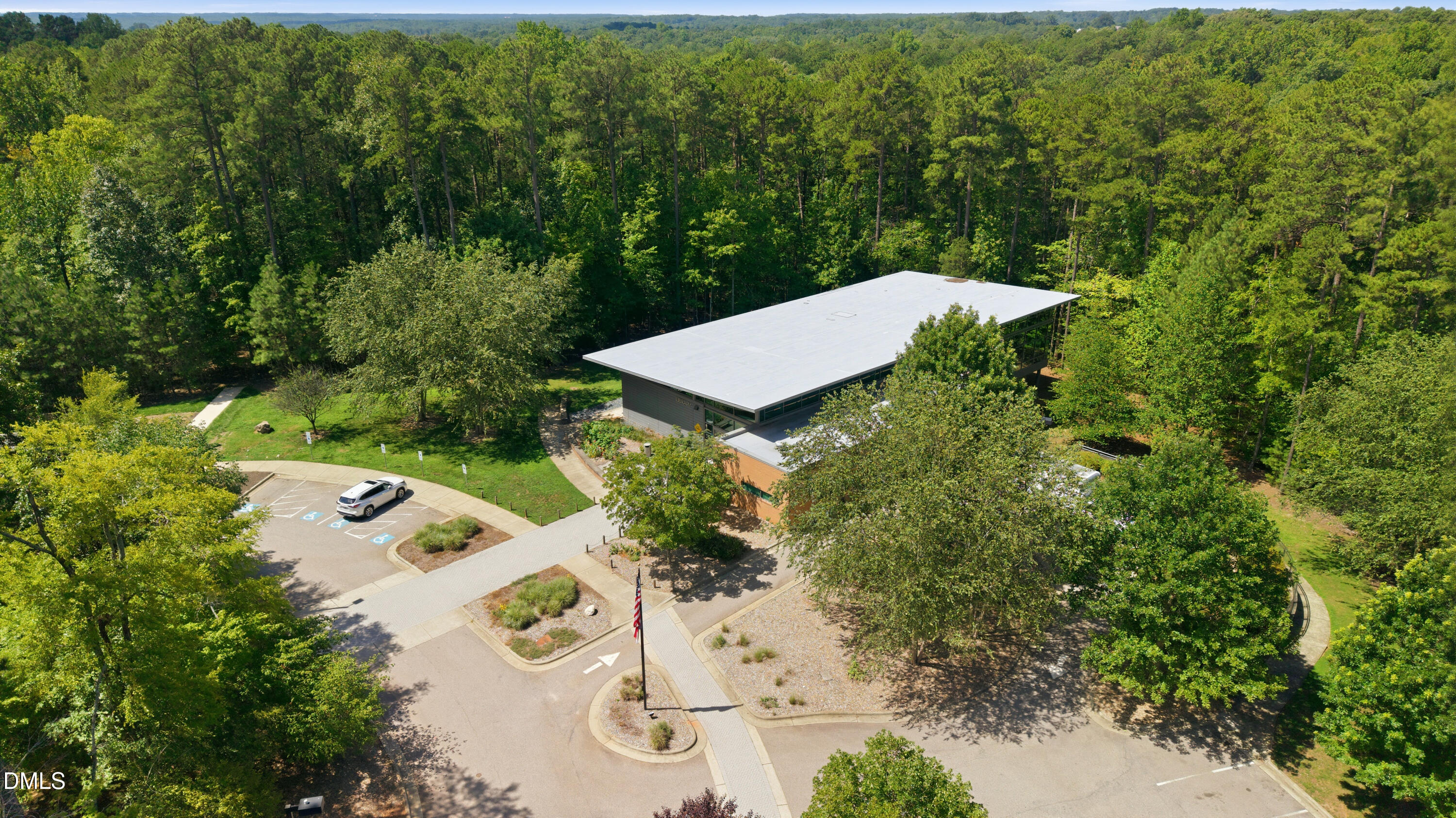 8021 Ghost Pony Trail Property Photo 51