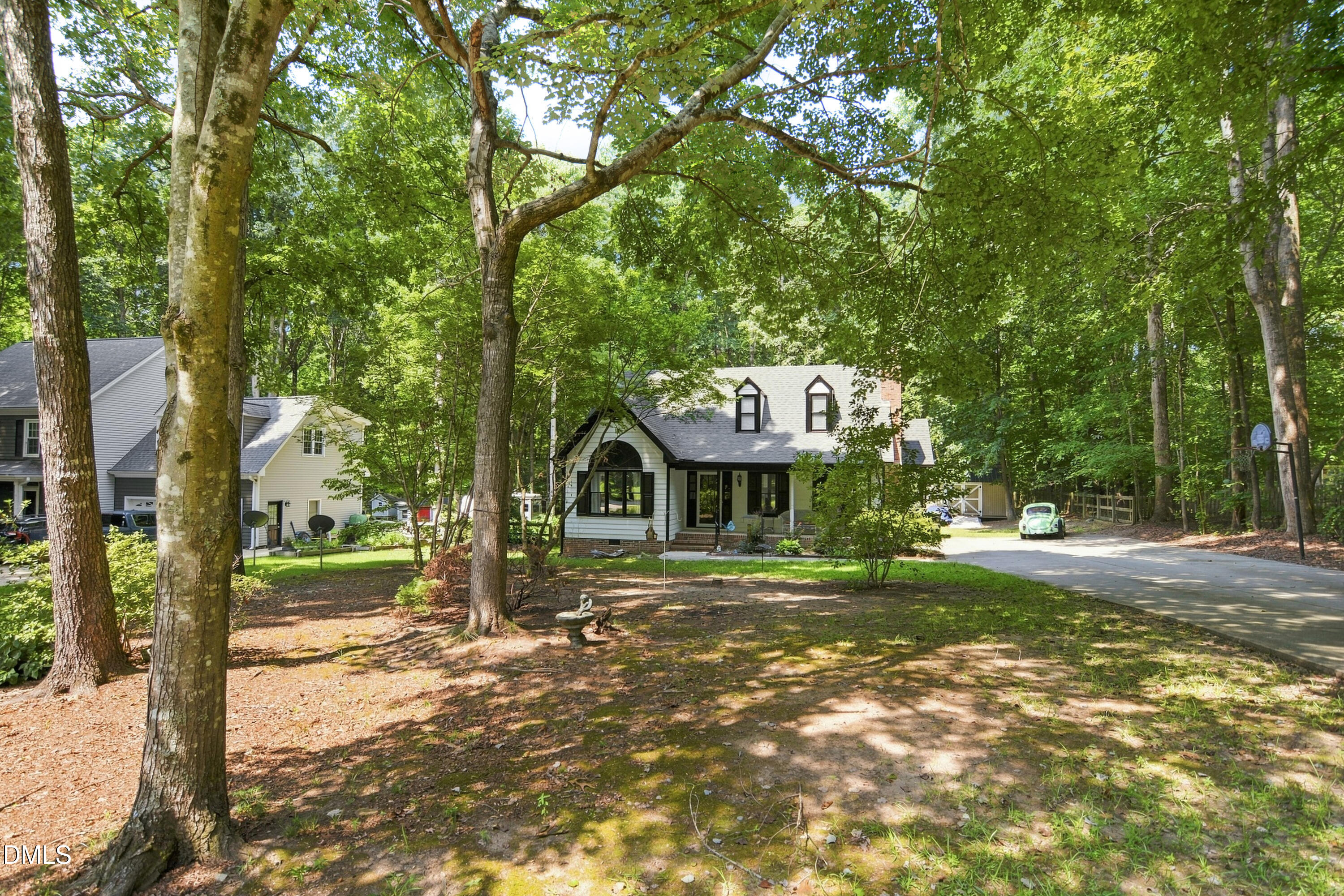 6016 Hampton Ridge Road Property Photo 2