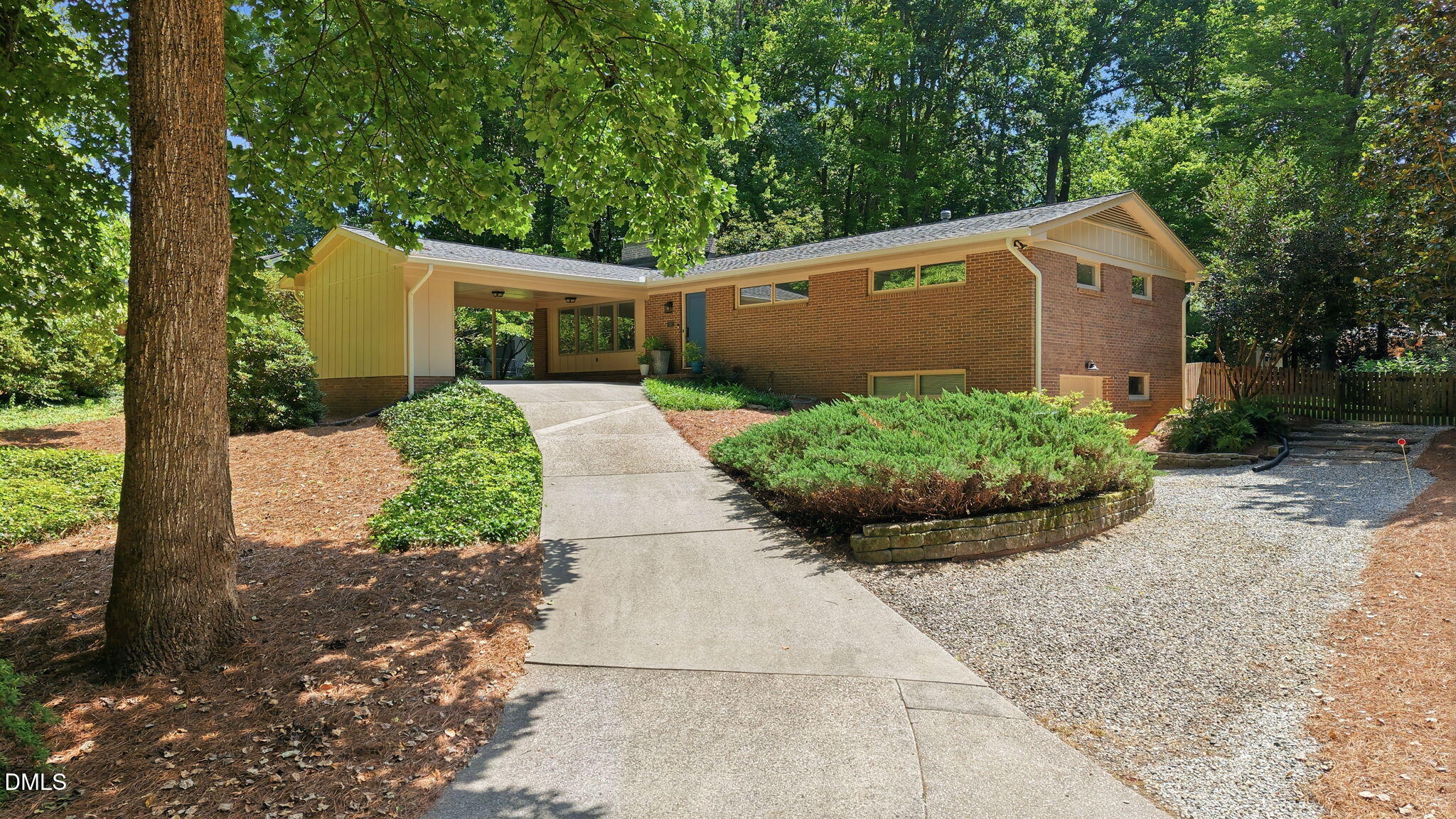 1207 Fairlane Road Property Photo 4