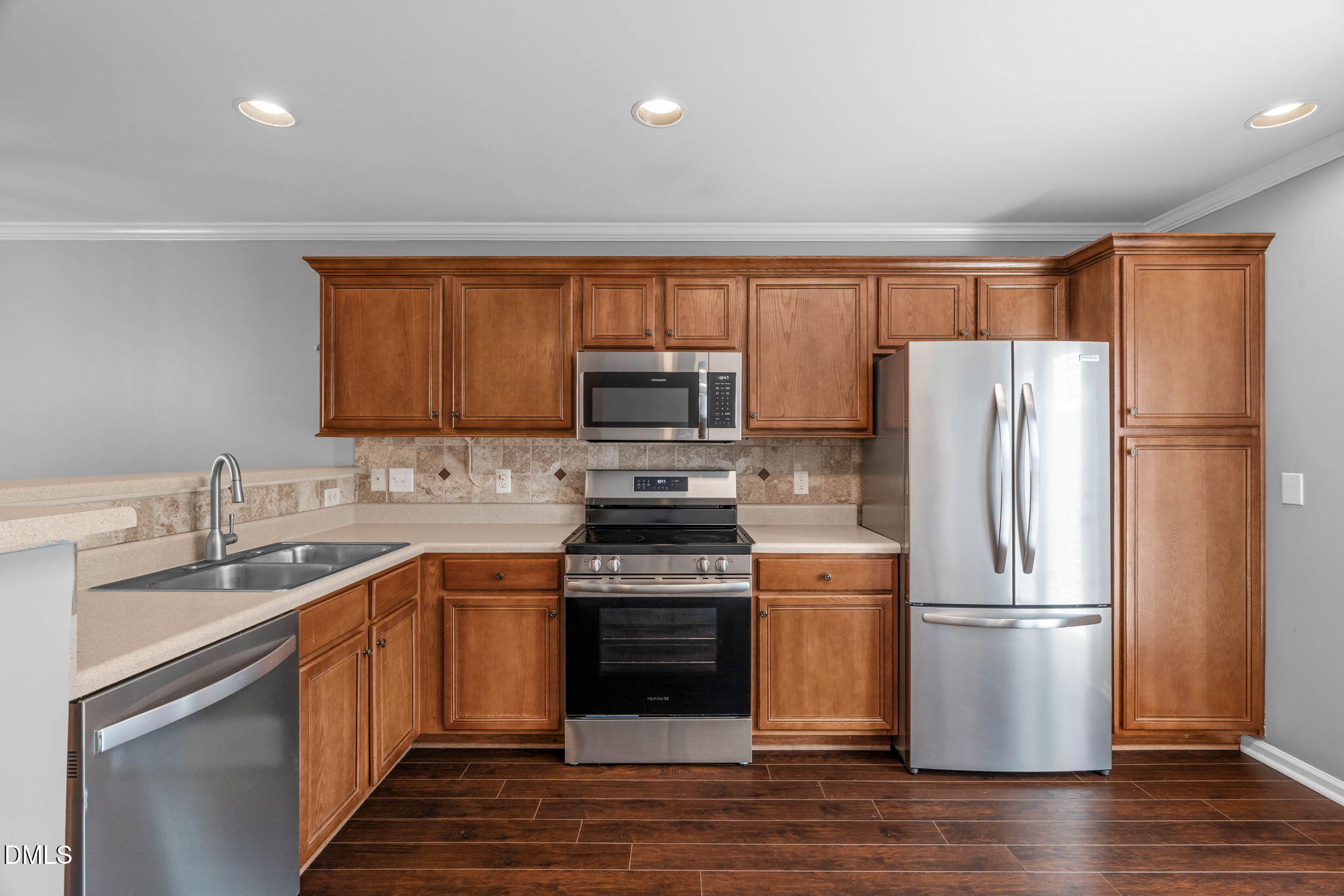 10024 Blackwell Drive Property Photo 12