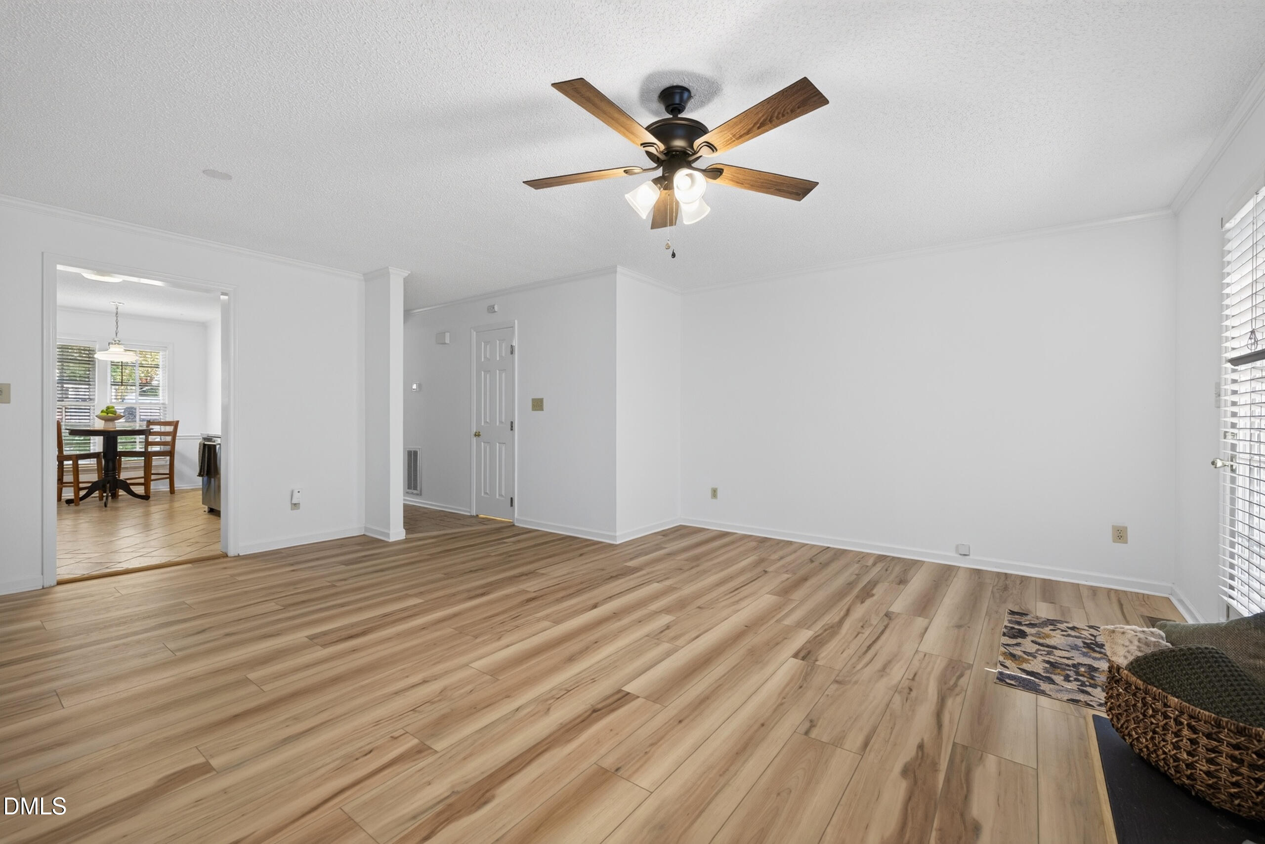 118 Greenmont Lane Property Photo 14