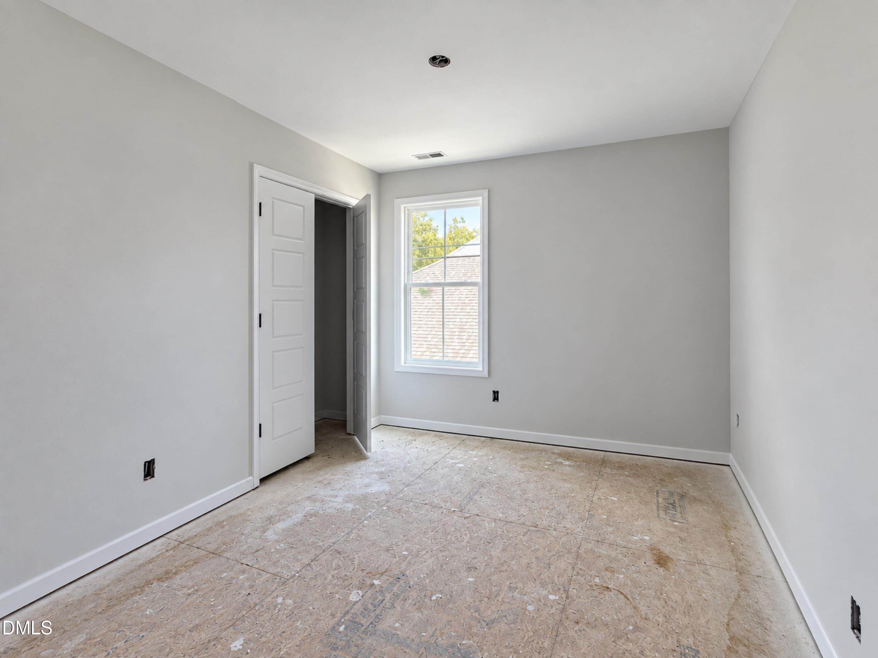 57 W Emily Gardens Drive (62) Property Photo 16