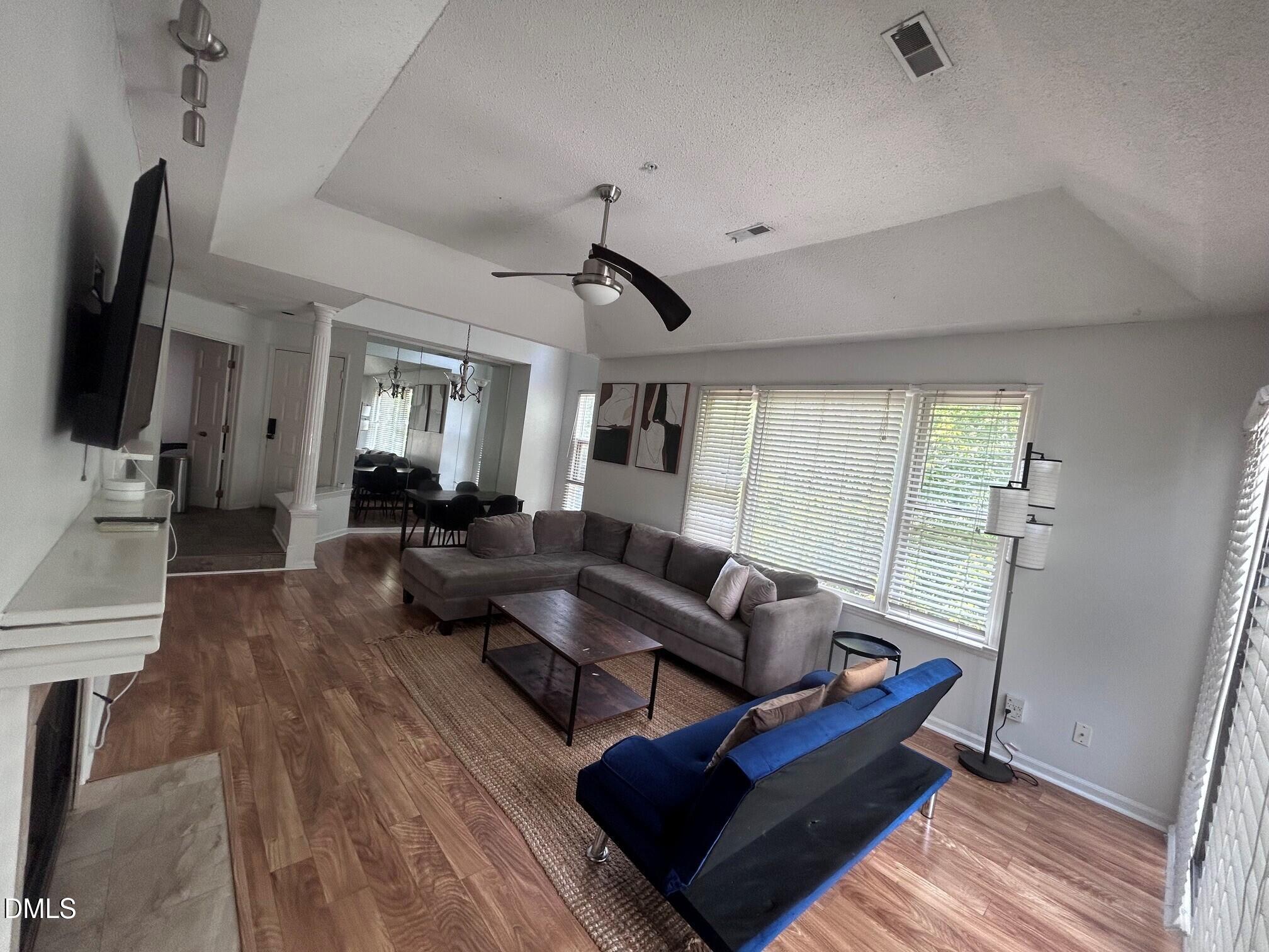 1021 Brighthurst Drive 302 Property Photo 3