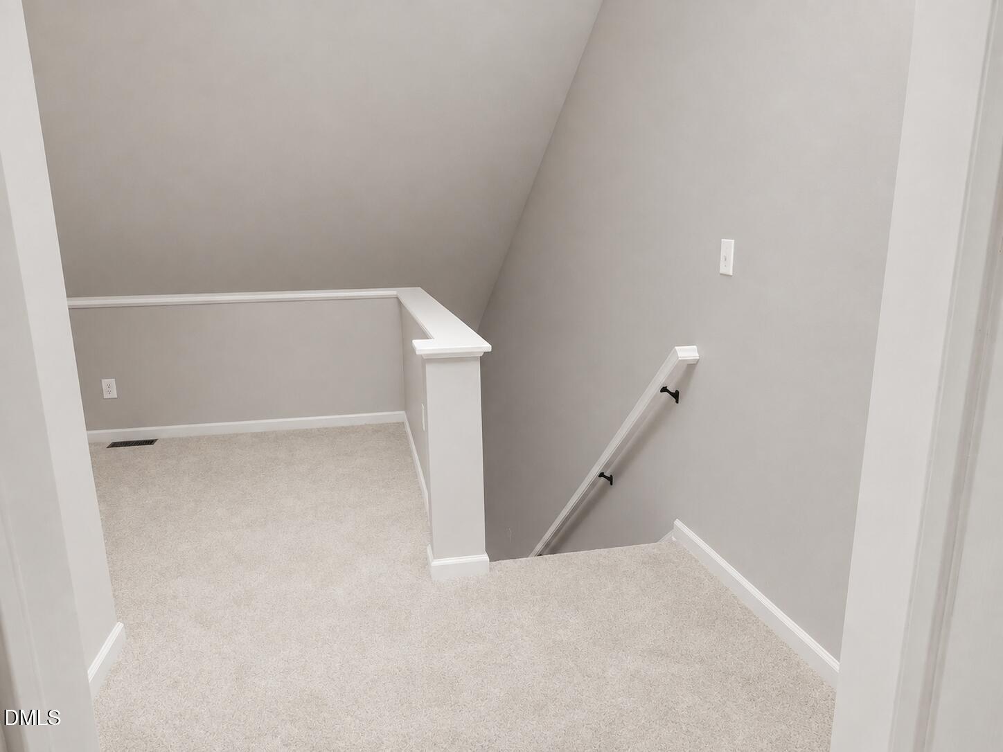 10 Crystal Oaks Court Property Photo 9