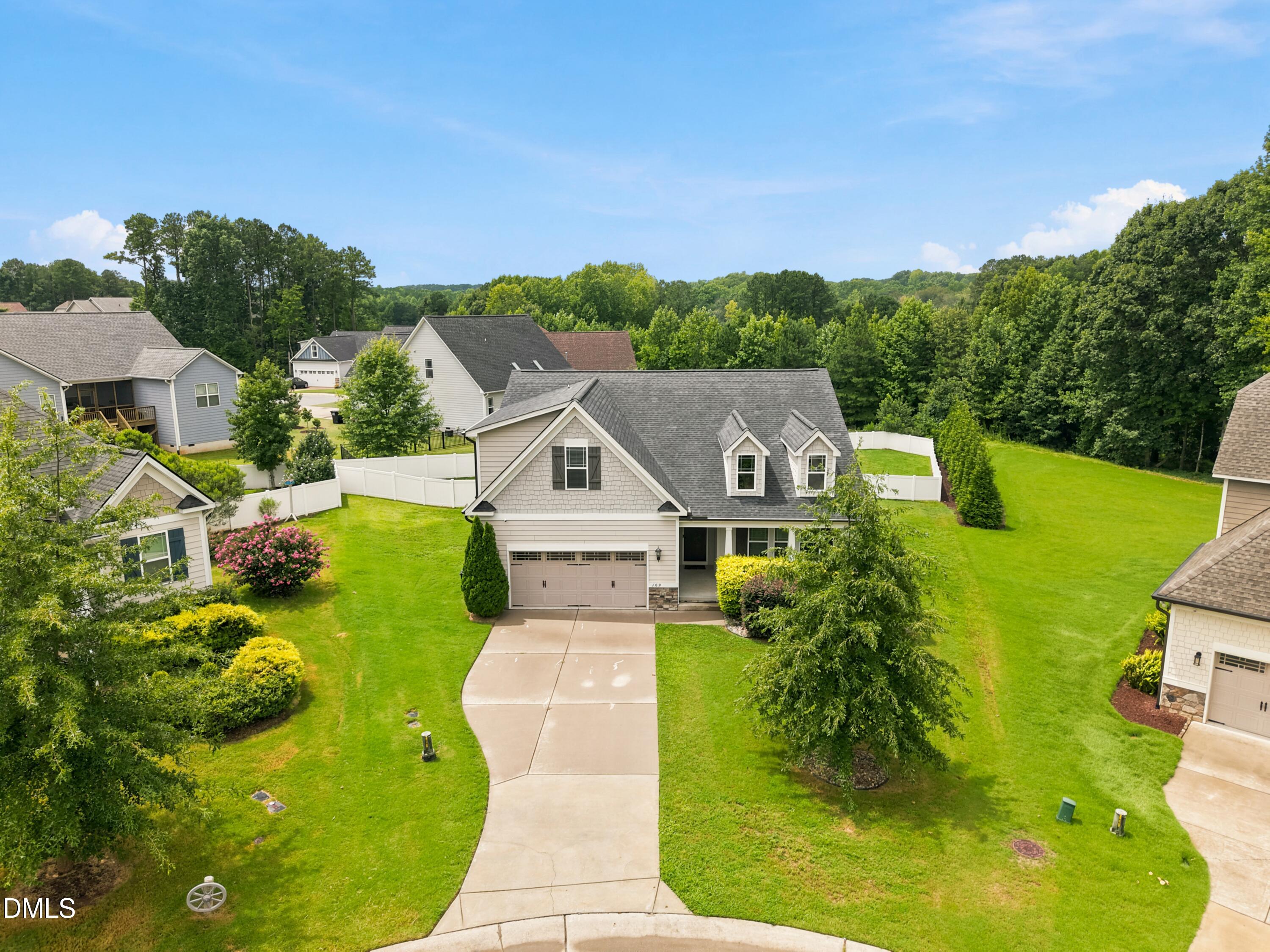 109 Dandy Flush Court Property Photo 1